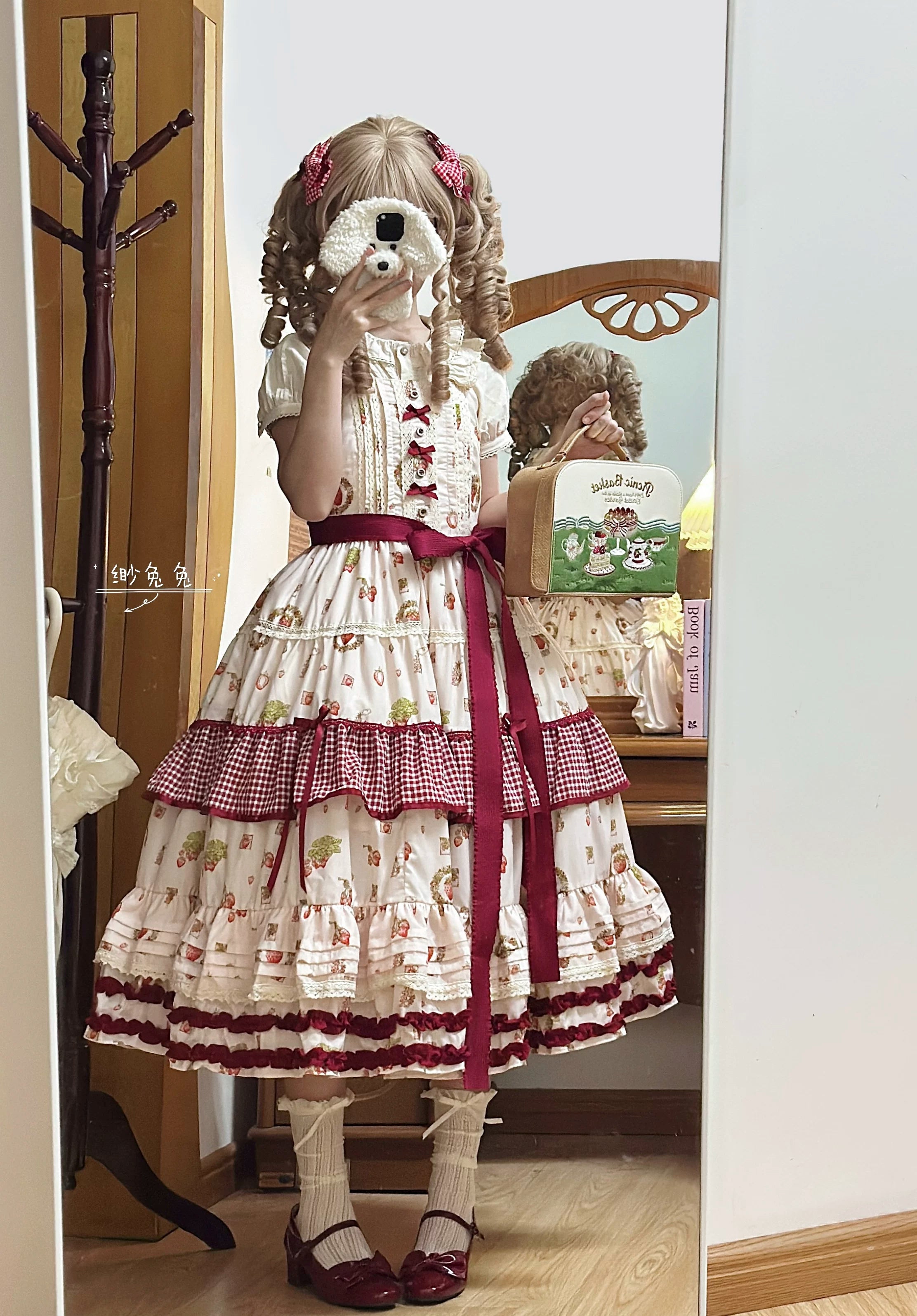 Skyfaring Strawberry - Printed Classic Lolita JSK Dress, Tired Hem