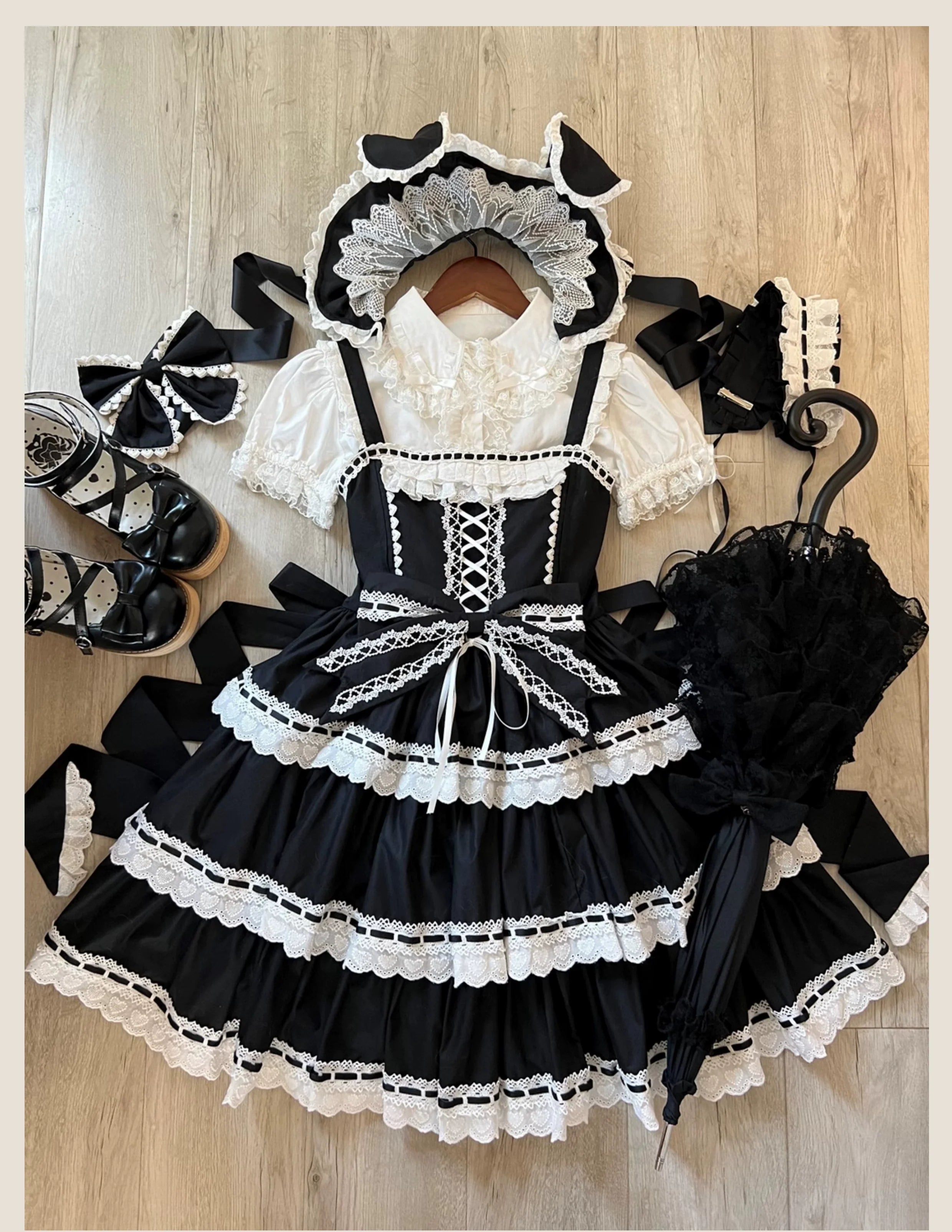 TaTaTa Lolita - Otome Heart - Cotton Old School Lolita JSK Dress, Heart-Shaped Lace Trim 44546:812943