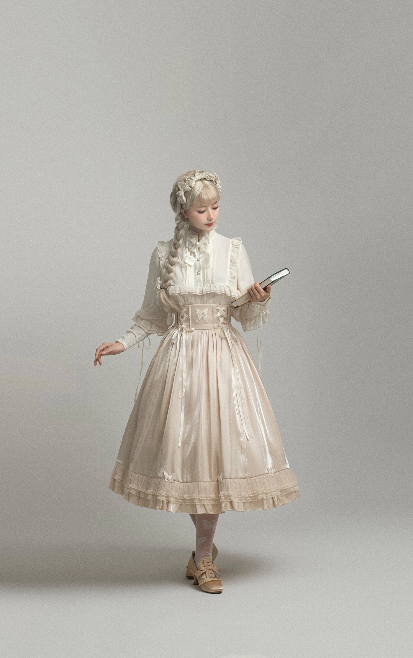 BrocadeIng Cat~Vintage Lolita Embroidered Lace Dress S Apricot-colored SK 