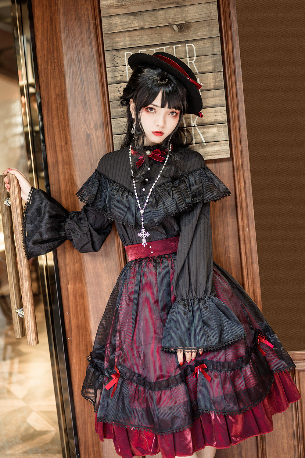 Princess Chronicles - Gothic Lolita Cross Shaped Pearl Necklace