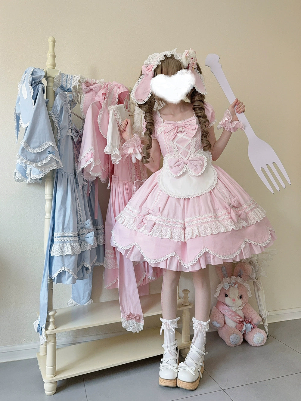 Miss Point - Vintage Petal Rabbit - Old School Lolita OP Cotton Dress With Petal-Shaped Hem 43135:768525