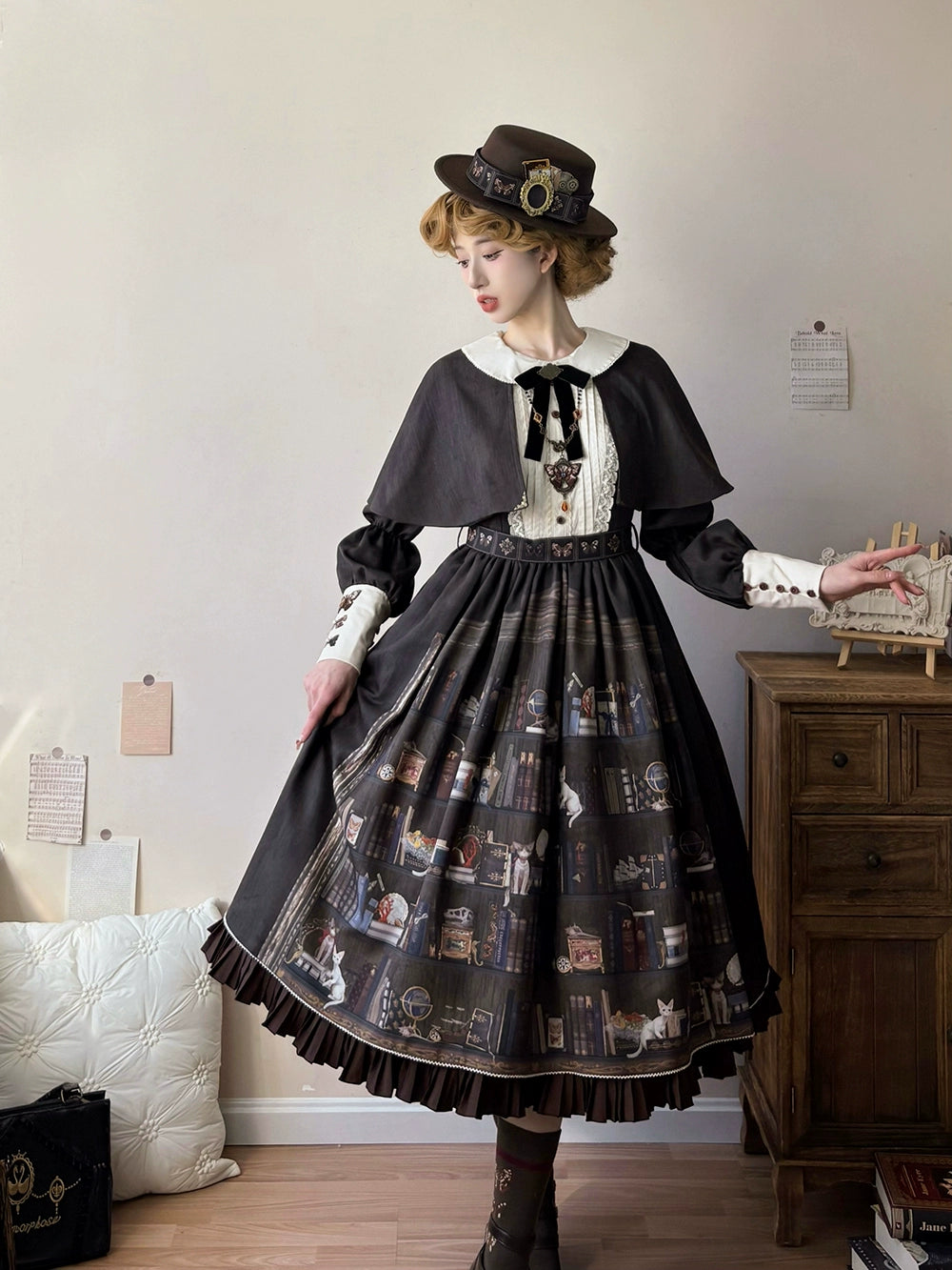 Miss Point - German Bookshelf - Classic Lolita OP Dress & Detachble Cape 44023:792379