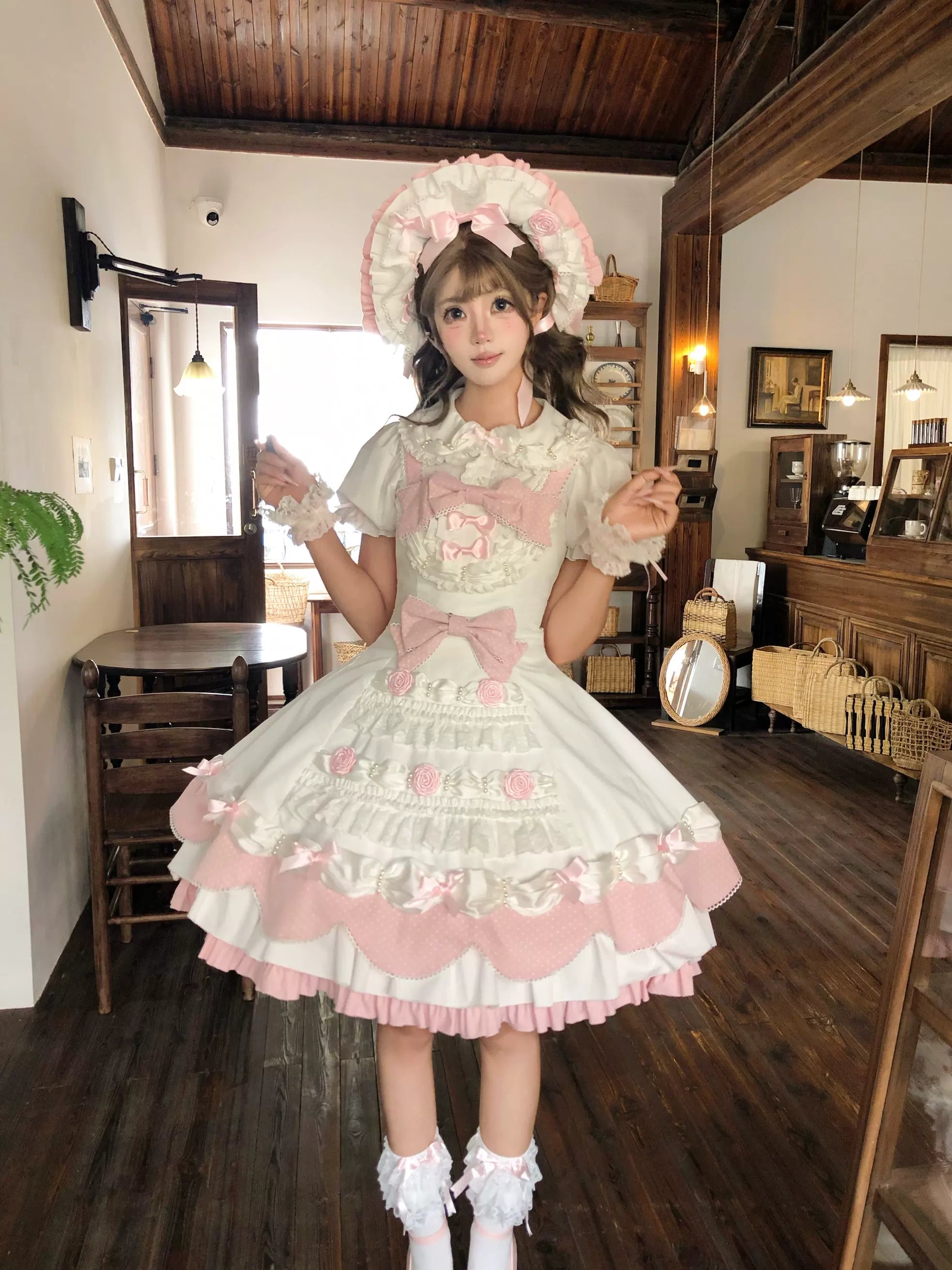 Cream Rosette Cake - Old School Lolita JSK Dress, Rose & Pearl Accents 45769:861504