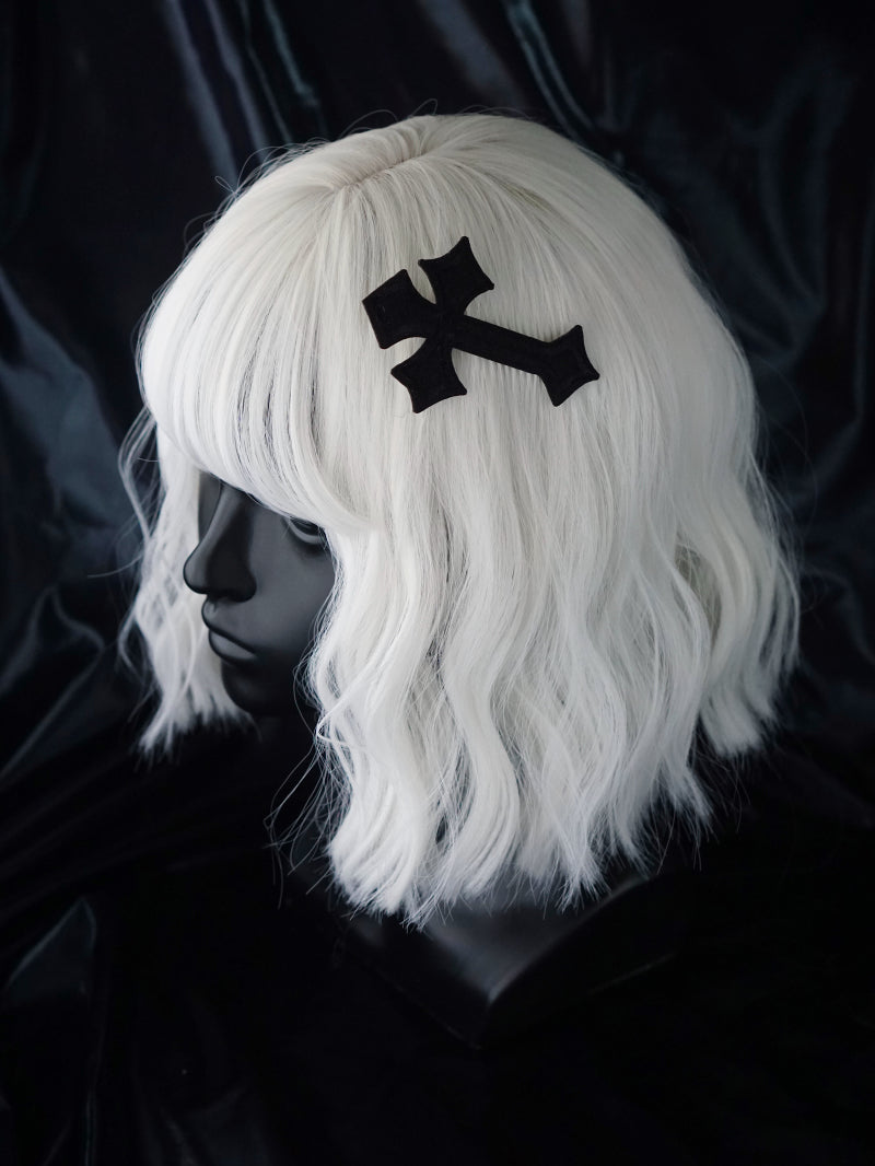 Strange Sugar - Gothic Lolita Cross Shaped Hair Clips black