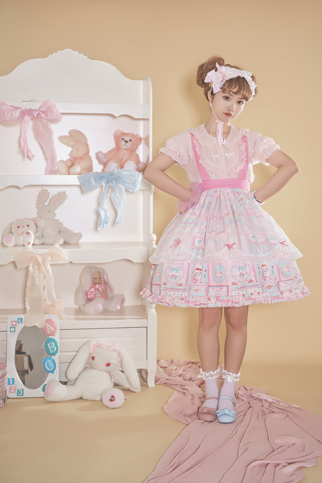 Candy House~Soraya Makeup Kit~Sweet Lolita Pink SK and JSK Dresses Small SK 