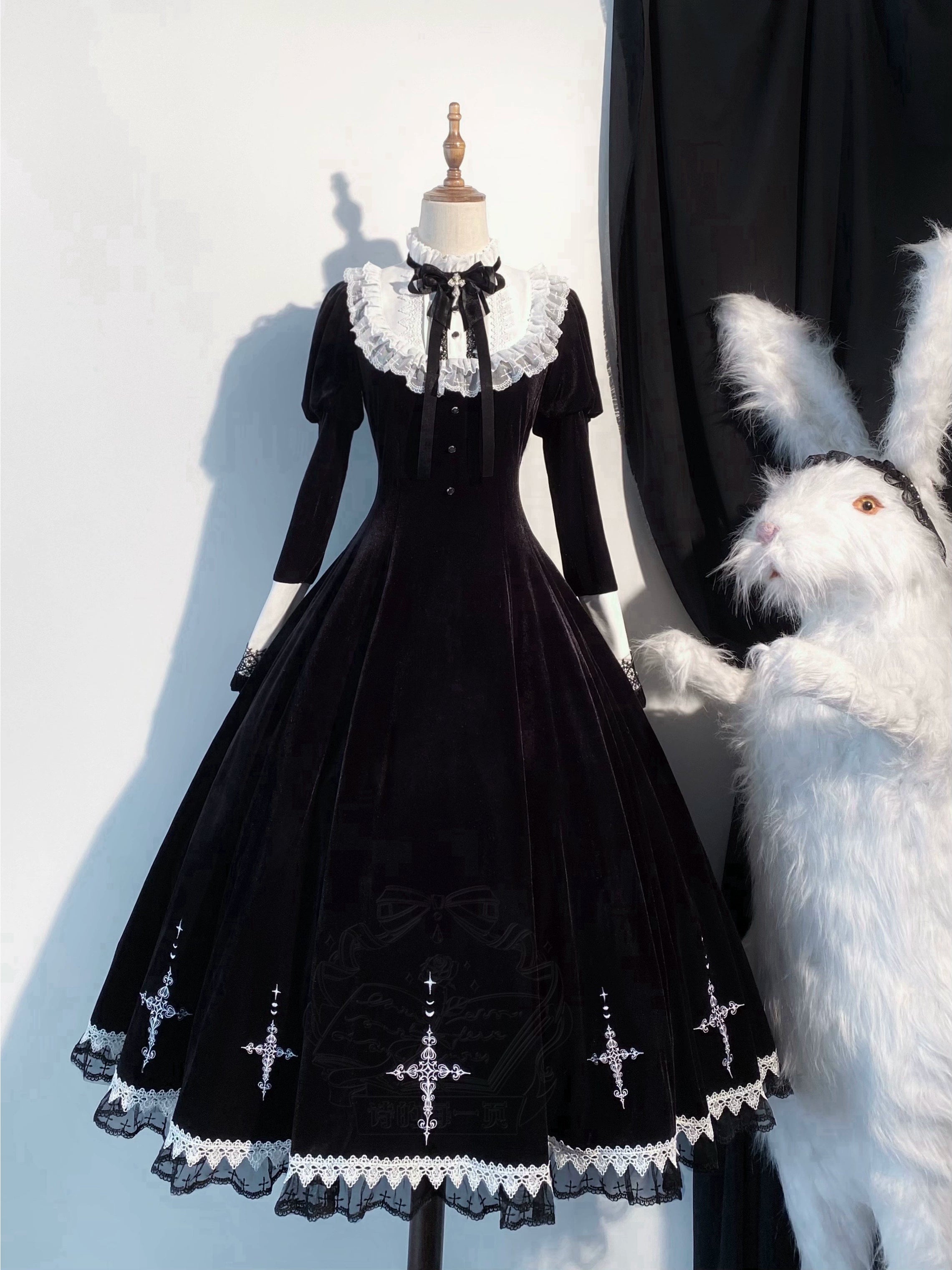 Cross Craft - Ten-Panel Cut Gothic Lolita OP, Embroidered Crosses (OP / L M S XL XS) 44402:806589