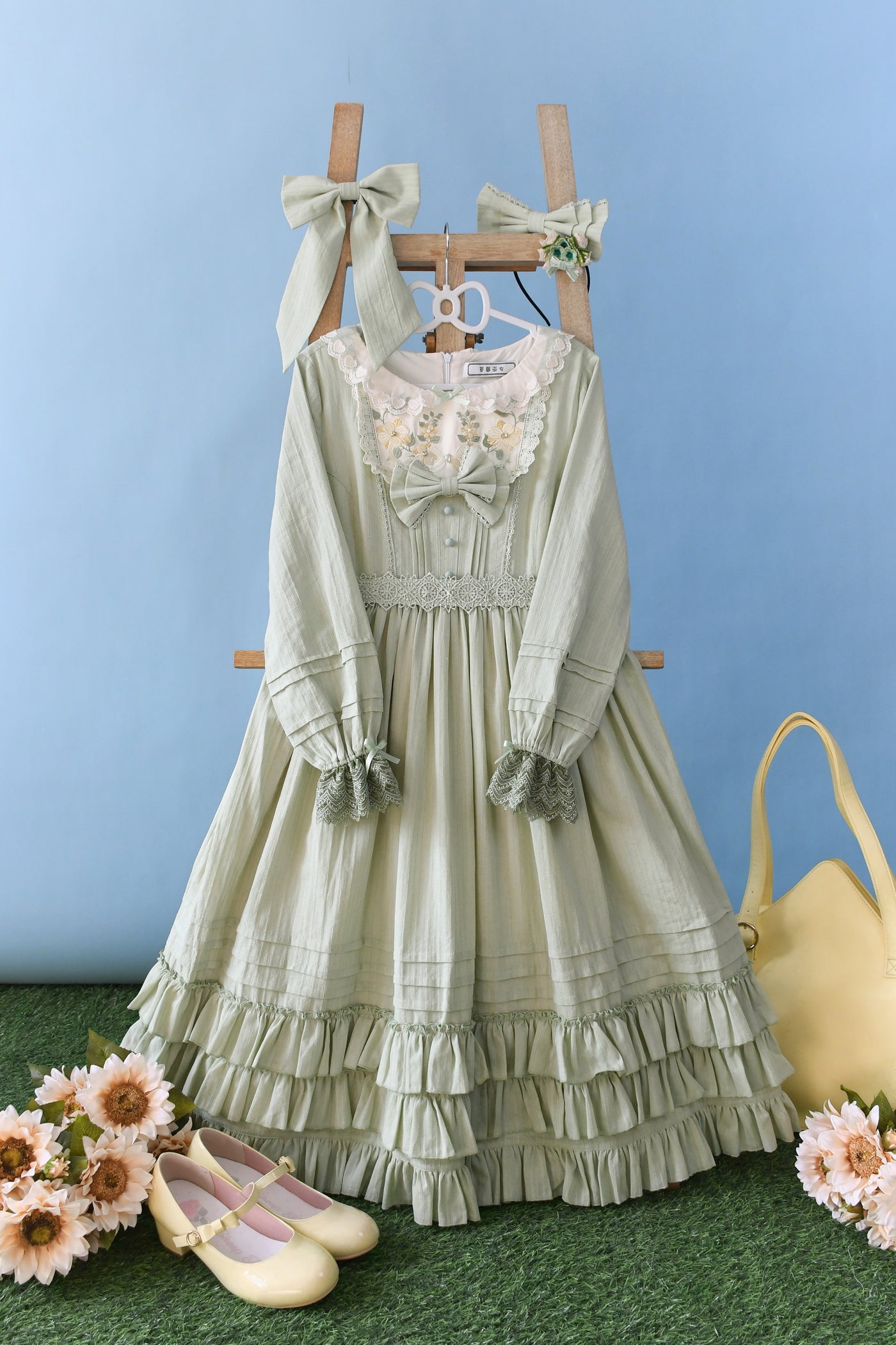 (BFM)Strawberry Witch~Nerry~Sweet Lolita Embroidered OP Dress Multicolors S light green short-sleeved long dress 