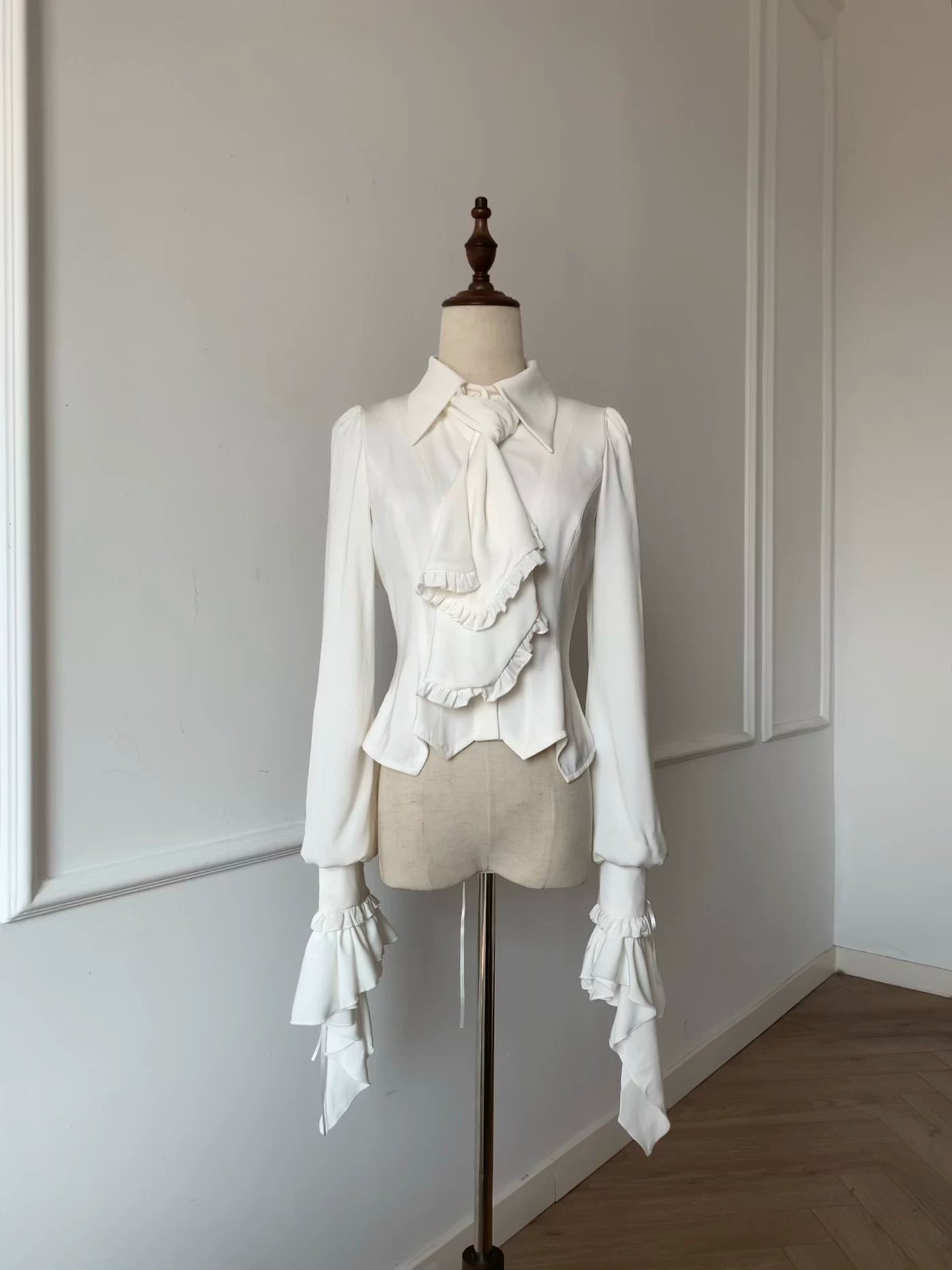 Moon Knight - Ouji Lolita Lantern Sleeve Blouse, Detachable Cuffs (2XL L M S XL) 45149:836877