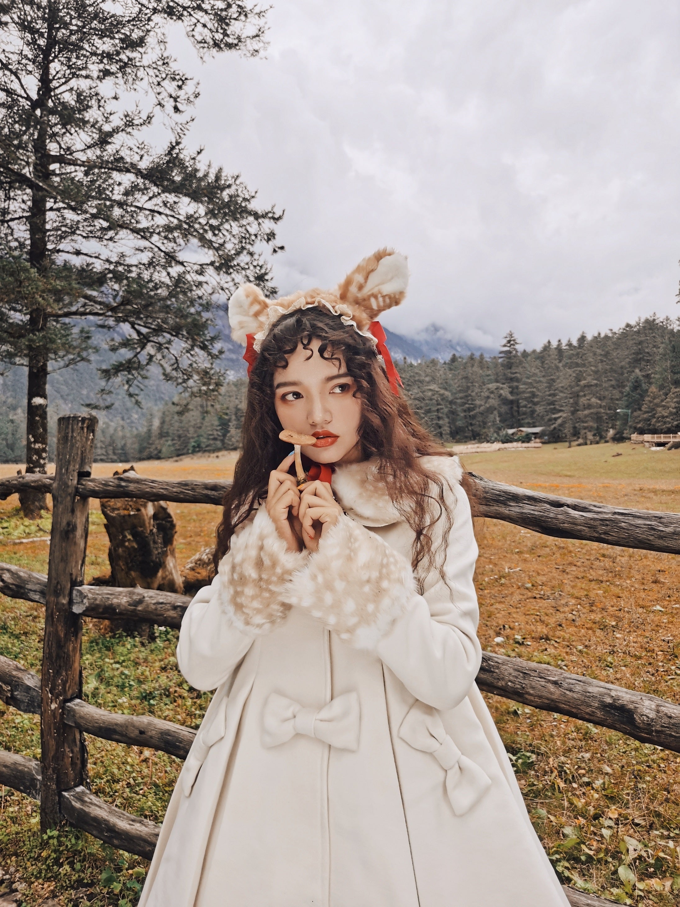 Unideer - Winter Lolita Coat Wool Bow Overcoat S Milky White