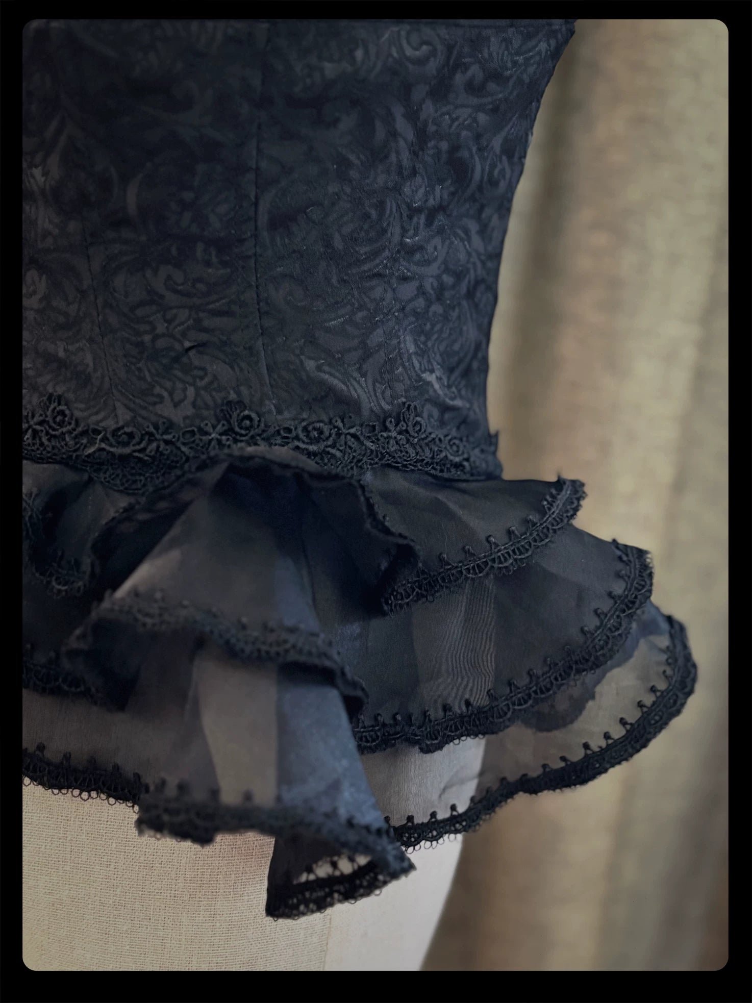 Plus Size Gothic Lolita Fishbone Waist Cincher, Layered Tulle 45552:853599