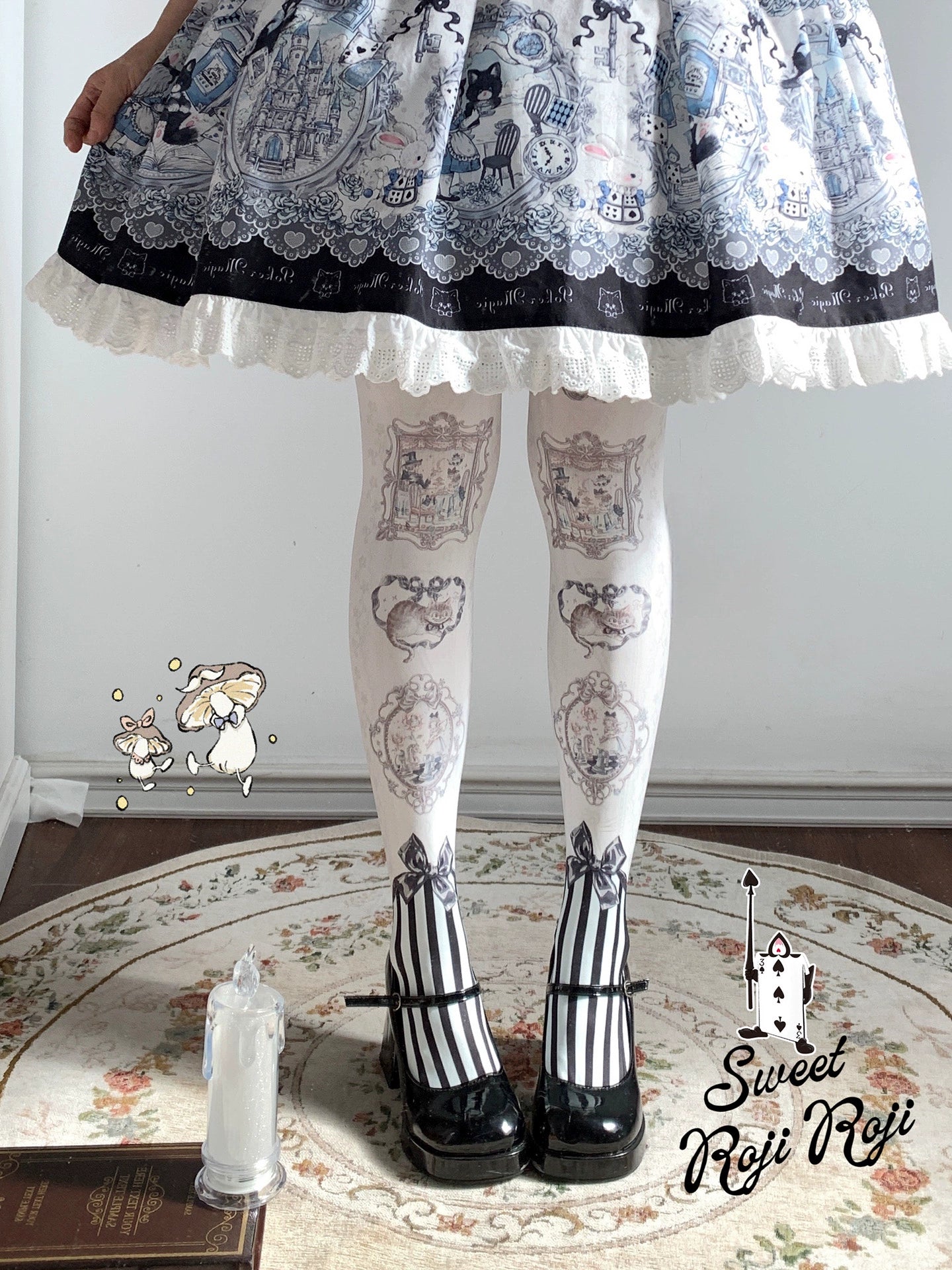 Roji Roji - Frame Printed Lolita Pantyhose (Silver) 44251:800391