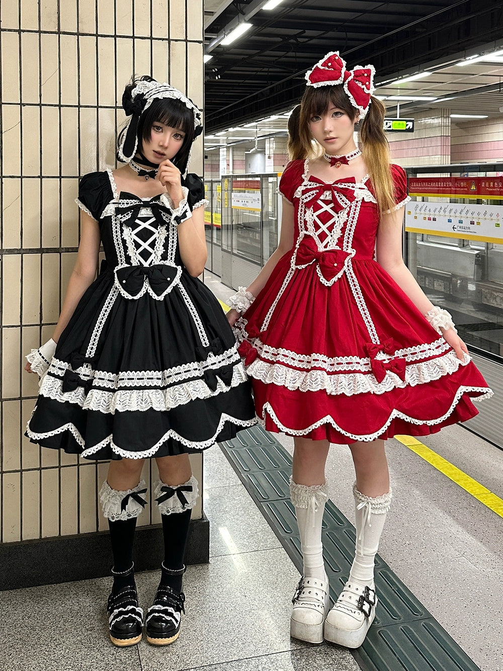 Miss Point - Vintage Petal Rabbit - Old School Lolita OP Cotton Dress With Petal-Shaped Hem 43135:768517