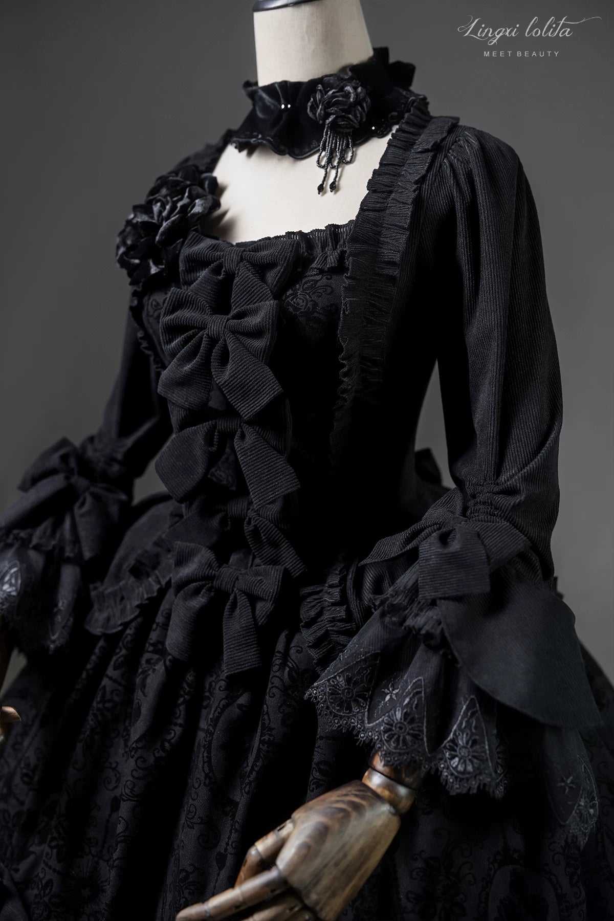 Midnight in Versailles - Gothic Lolita Hime Sleeve Blouse & Floral Skirt 44495:810504