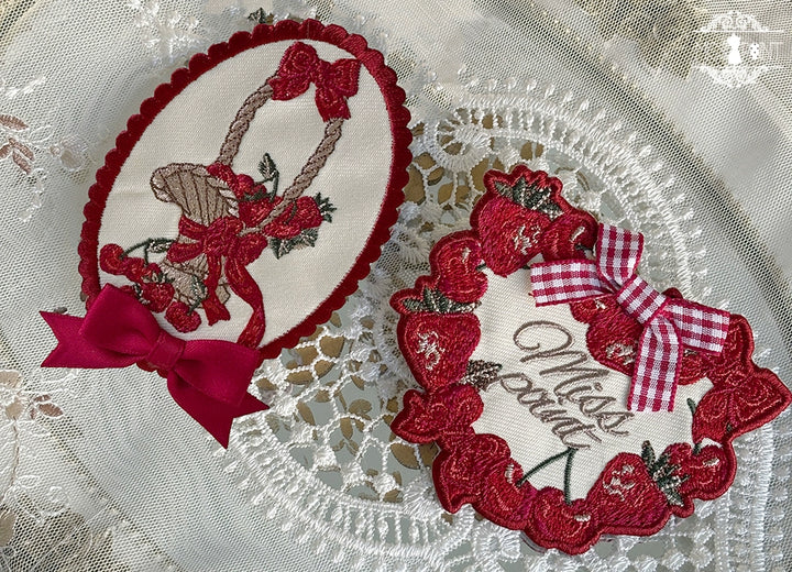 Miss Point~Forest Berry Bunny~Classic Lolita Accessory Cute Rabbit BNT KC and Brooch Basket Oval Dual-Use Brooch Only