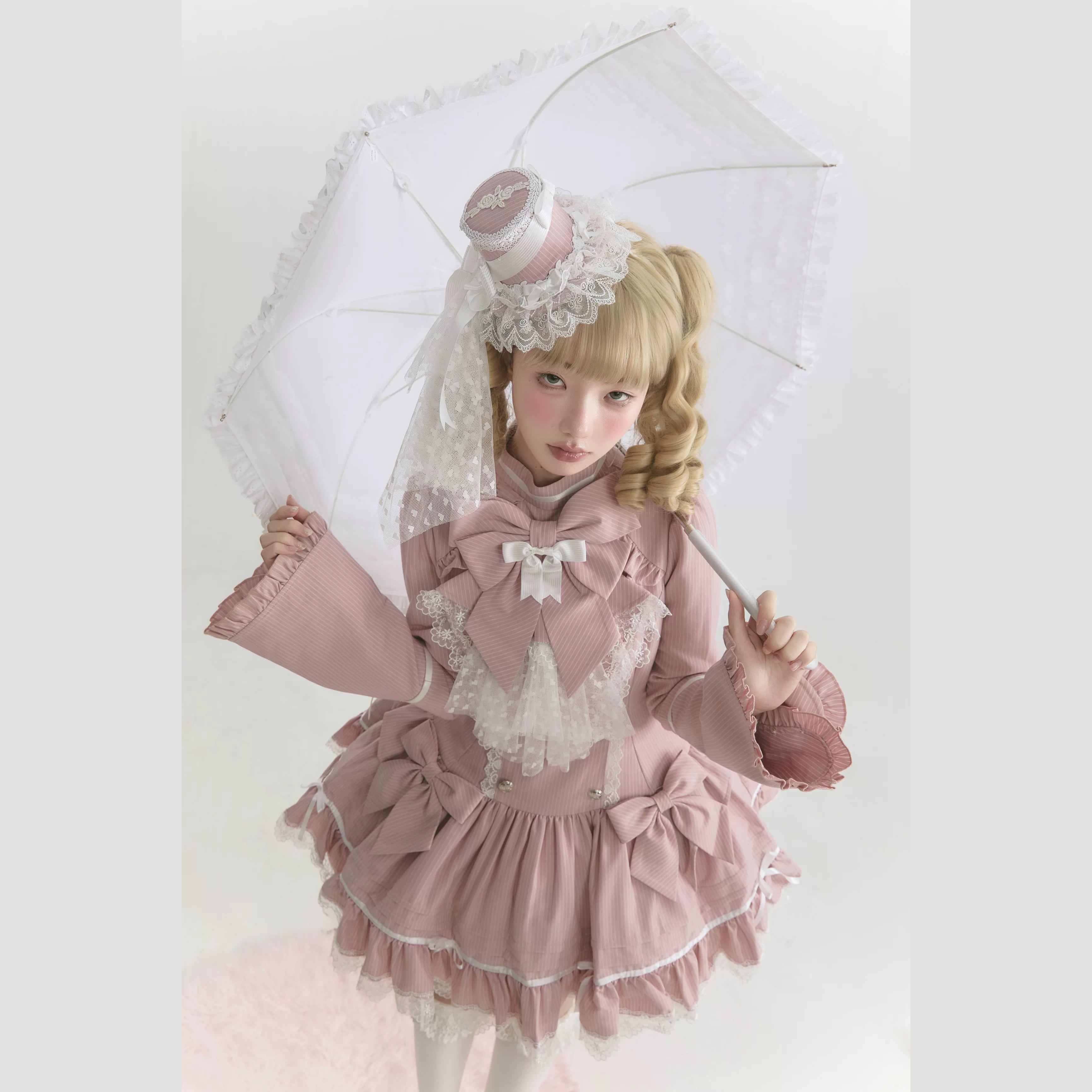 Phantom Kitty - Old School Lolita Low Waist OP Dress, Lace & Bow