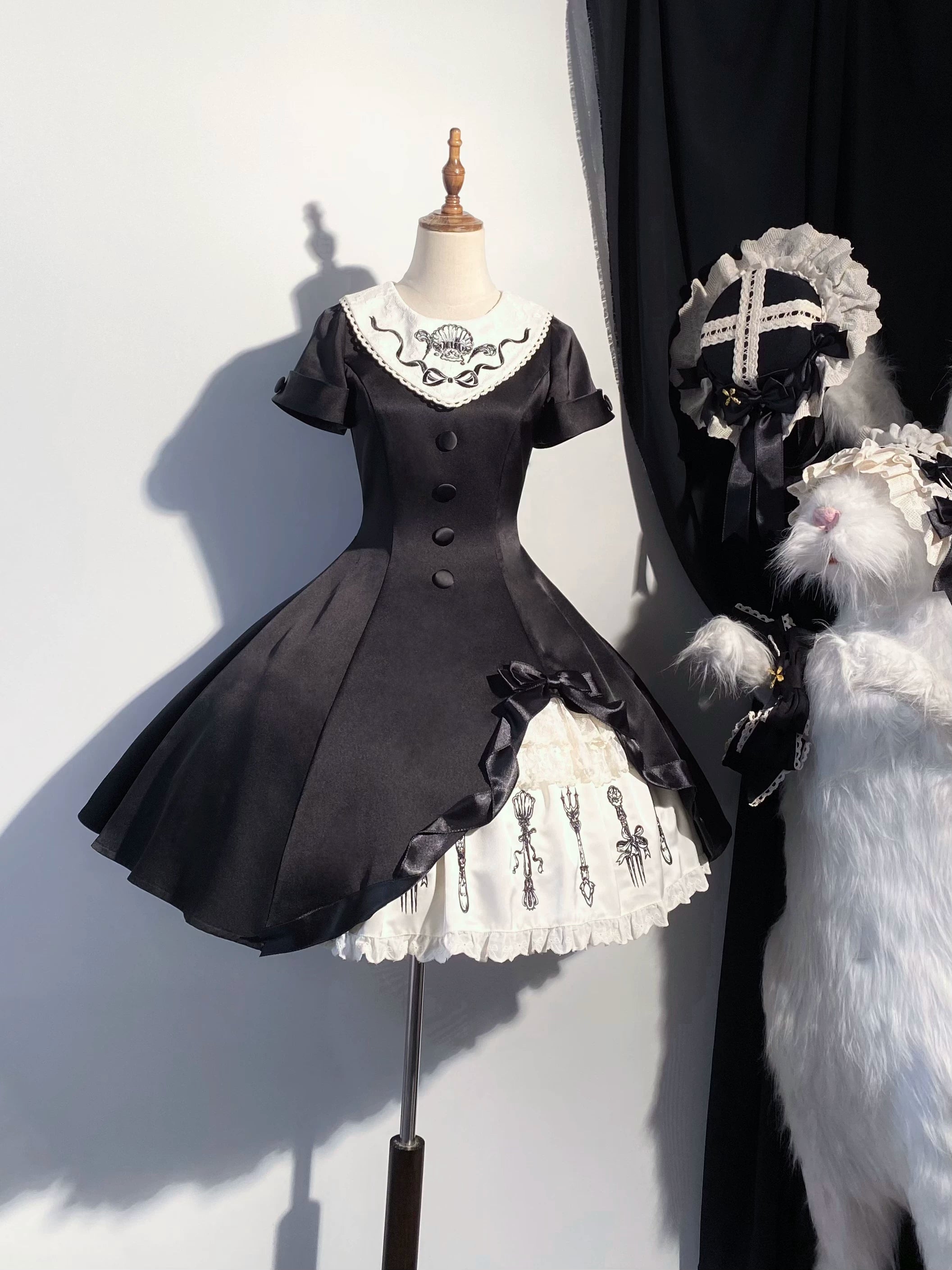 Silent Dinner - Gothic Lolita Six-Panel OP Dress with Cutlery Embroidery (2XL L M S XL / Pre-order) 45669:857755