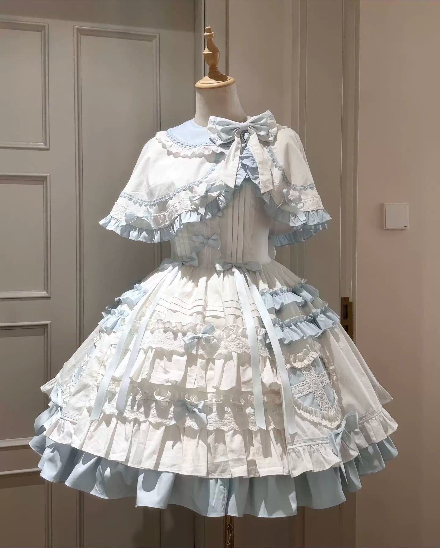 Showcase Doll - Doll-Like Sweet Lolita JSK Dress, Flounce Hem Cape (L M S) 44446:808585