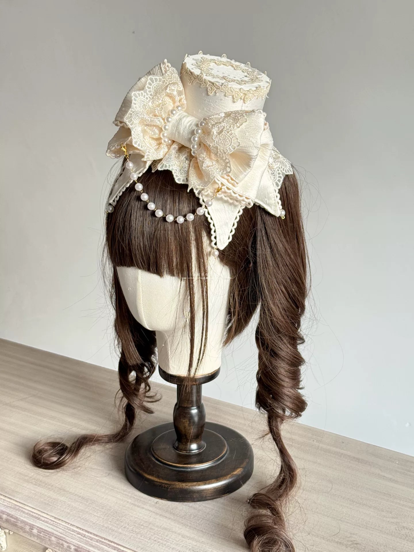 Sweet Lolita Bowknot Top Hat, Lace & Pearl Detail Ivory Top Hat + Ivory Head Veil
