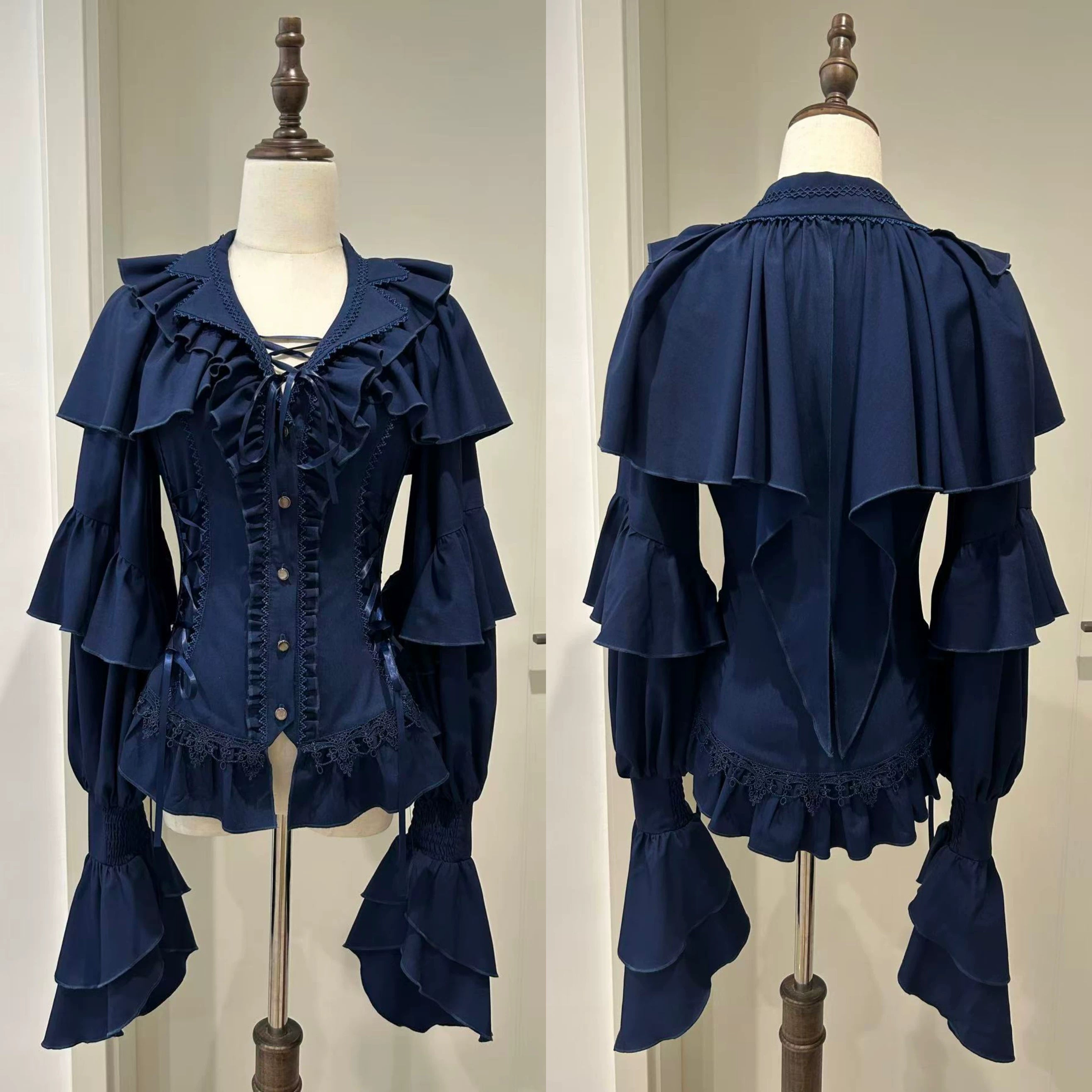 Cocoon Prelude - Gothic Lolita Capelet-Sleeve Blouse