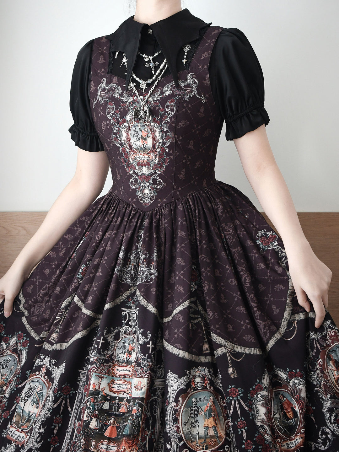 Flower Messenger~Sealed Away~Gothic Lolita Blouse with Spider Button and Bat Collar