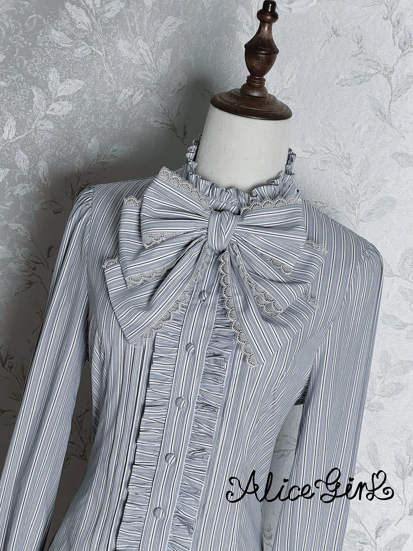 Alice Girl - Duke of Victoria - Classic Lolita Striped Blouse 44093:795173