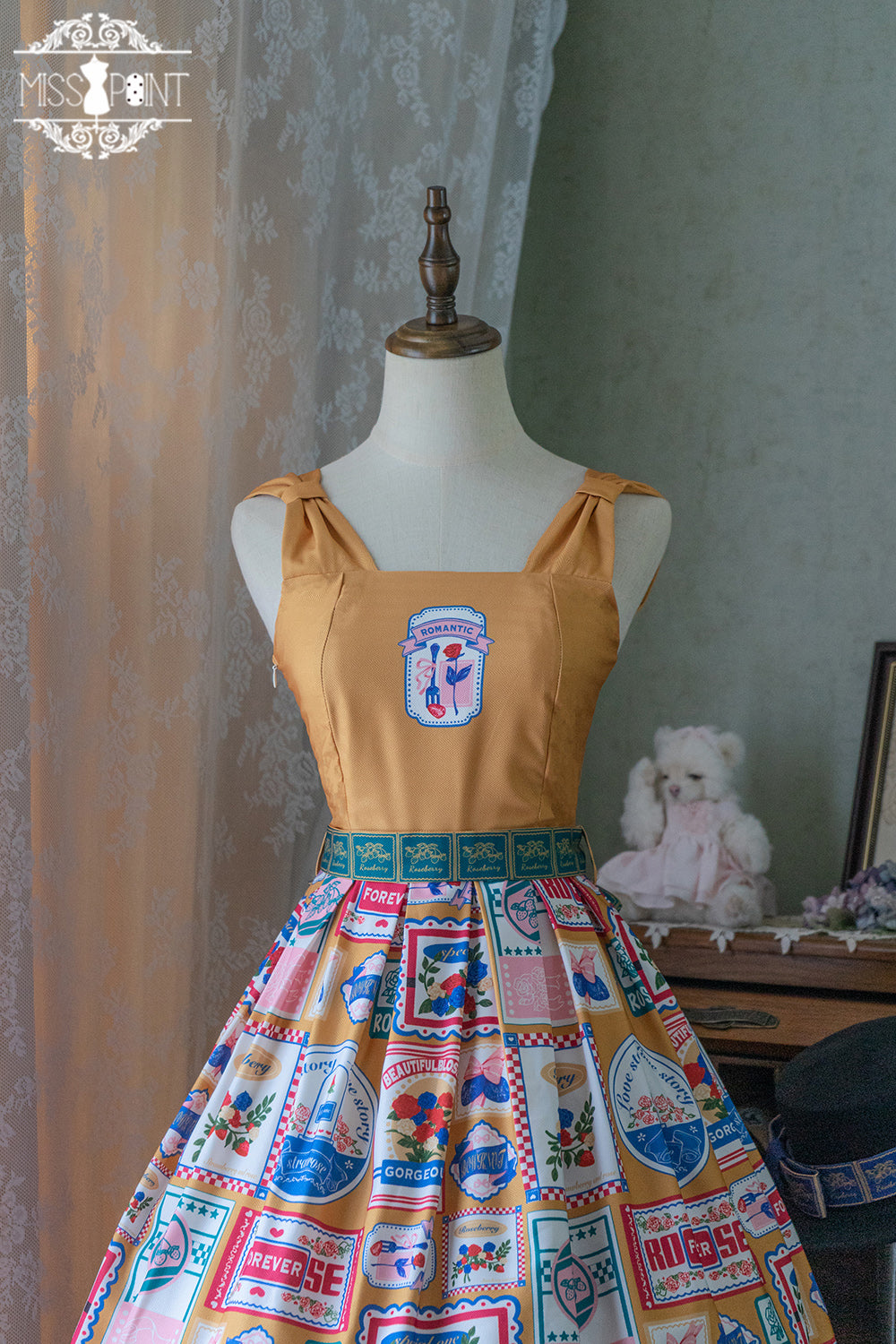 Miss Point - Berry Rose Lolita Accessories Collection KC Beret Necklace green strawberry label waistband