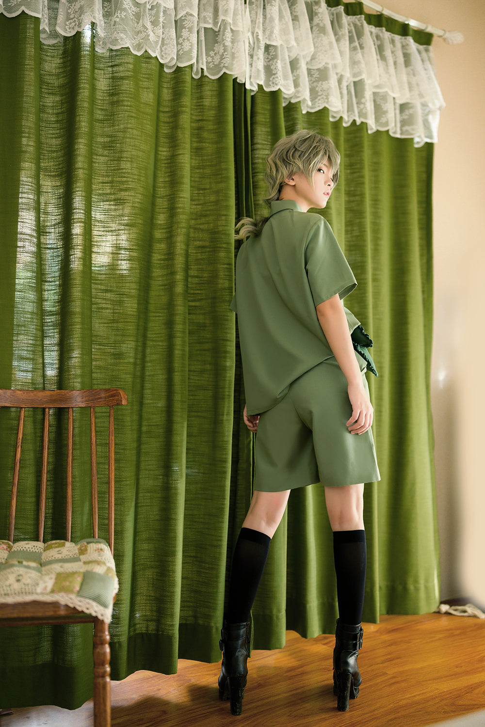 Princess Chronicles - Limited Flowering Time - Ouji Lolita Green Flower Embroidery Shirt