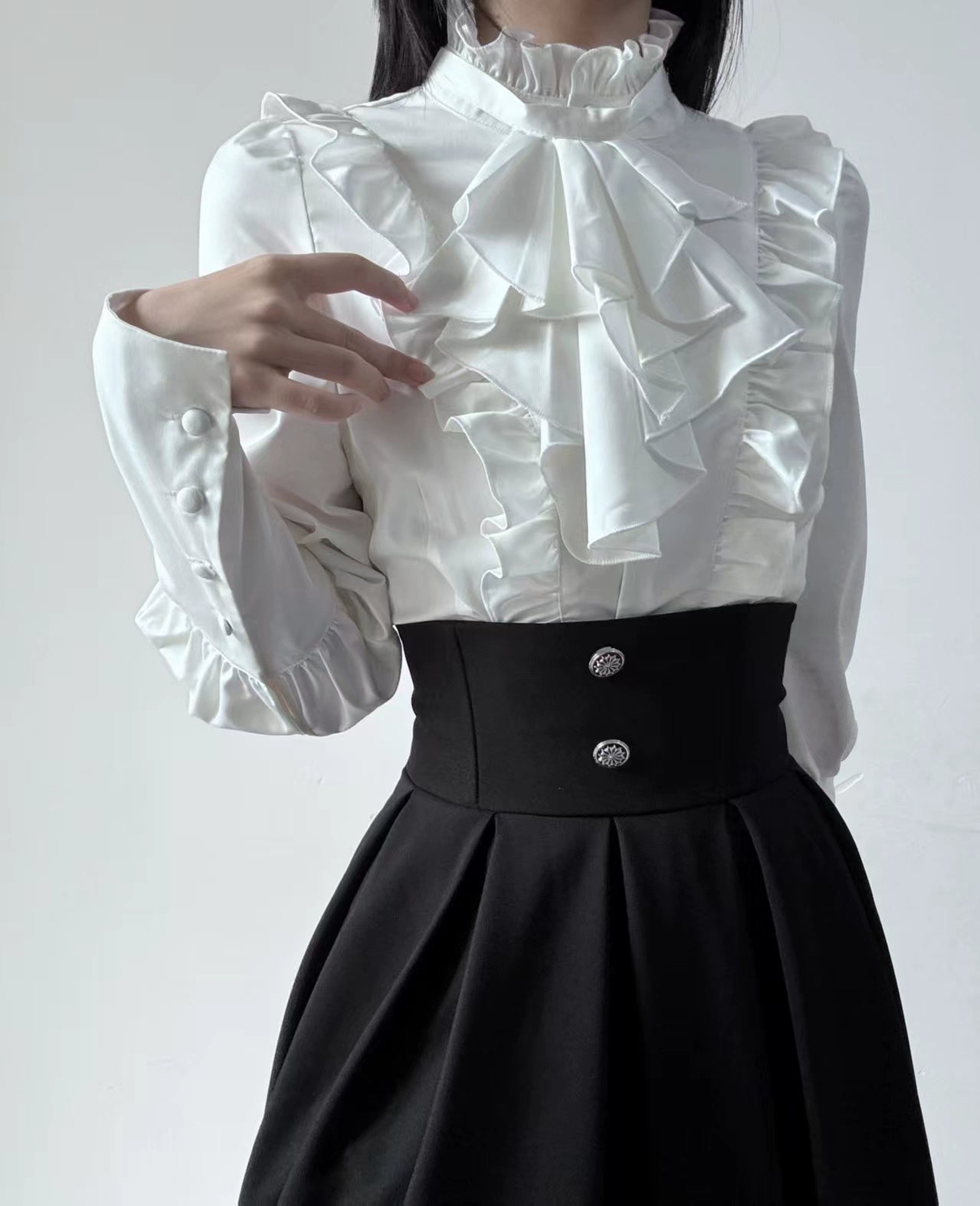 Nightingale Girl - Ode to Nobility - Gothic Lolita Mutton Sleeve Shirt, Detachable Jabot 44130:797085