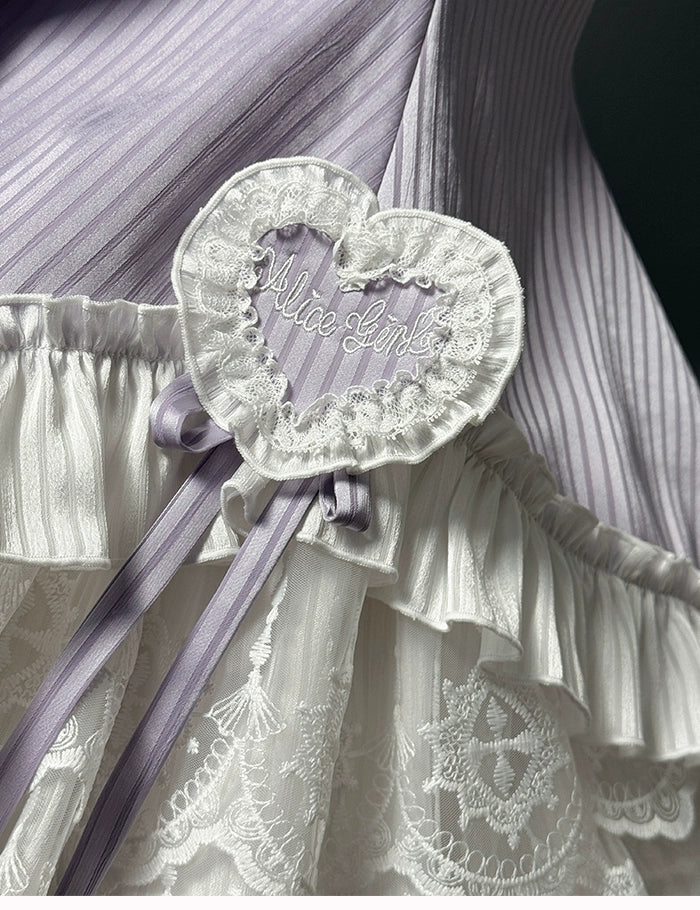 Alice Girl~Arrogant Miss~Heart-Shaped Lolita Brooch with Lace and Embroidery