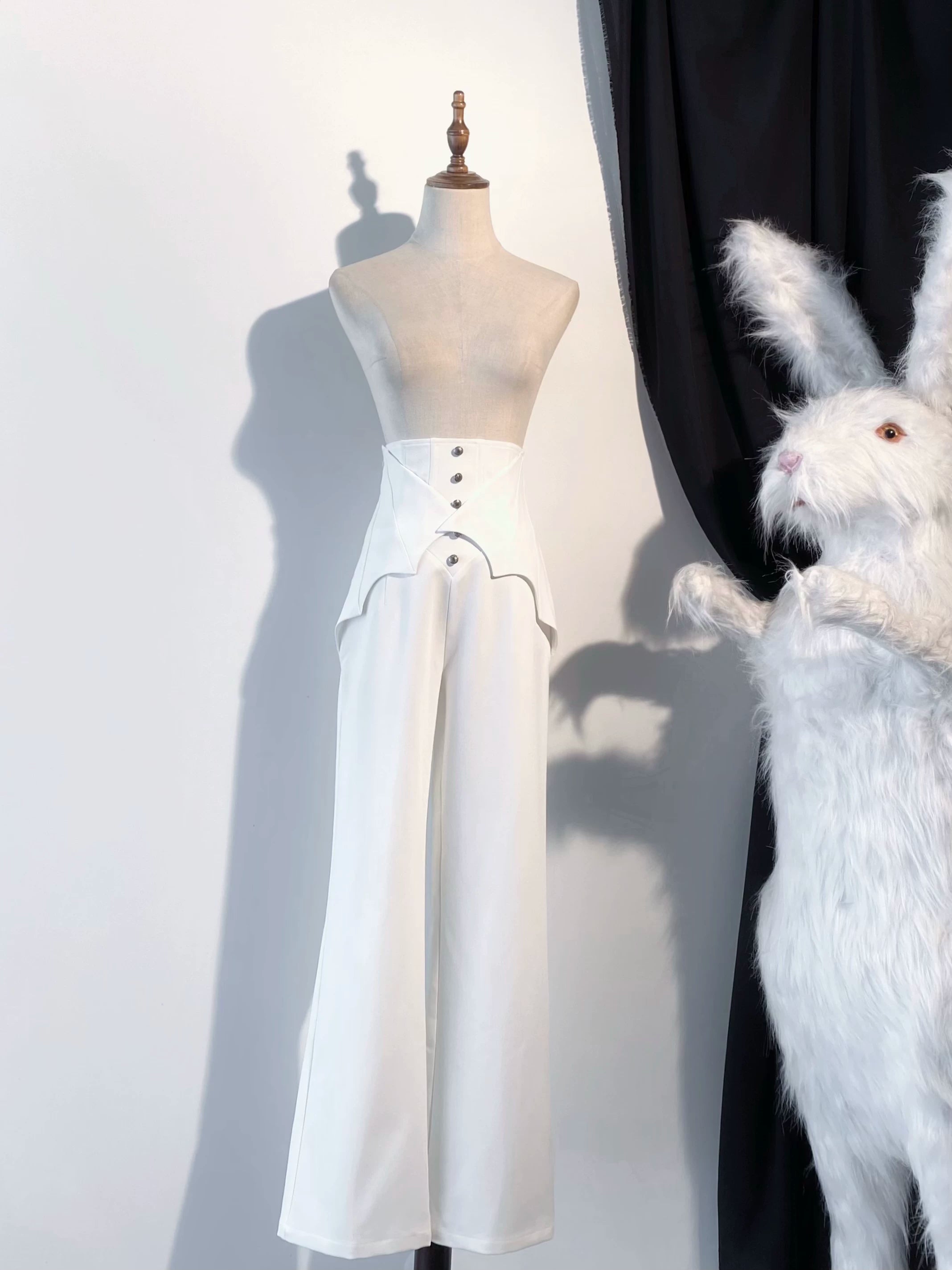 Earl of Drooping Wings - Ouji Lolita Flared Pants, Batwing Decoration (White / 2XL L M S XL) 44550:812593