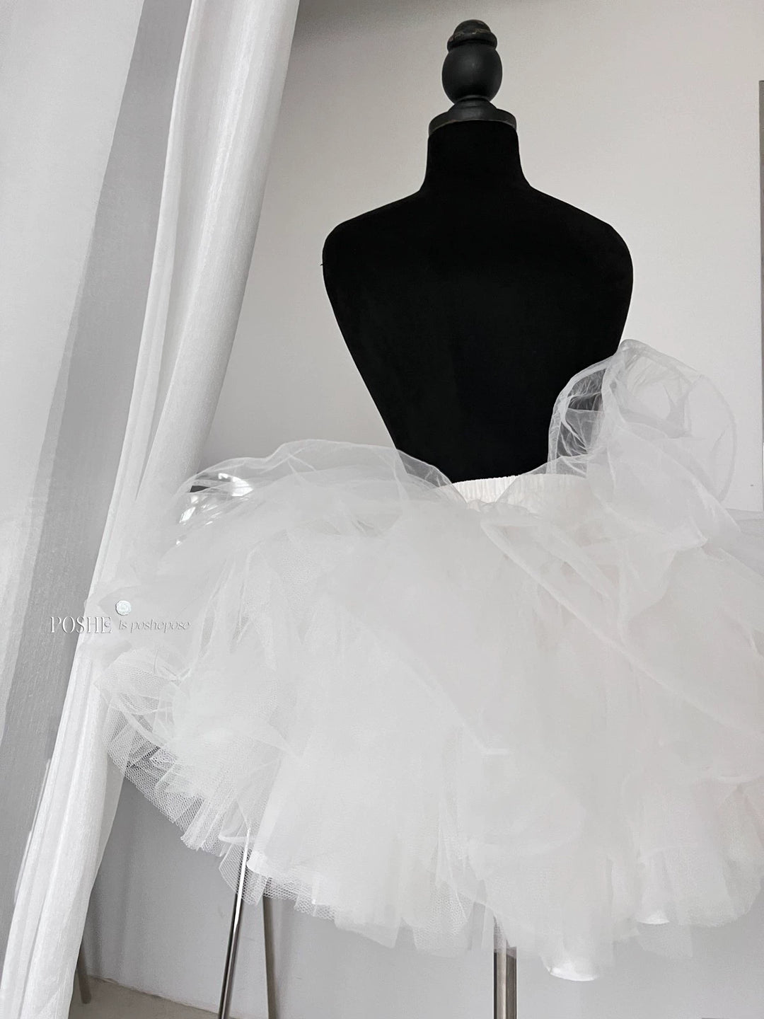 POSHEPOSE~Zixu Falling Heart · Yunfu Space~Sweet Lolita Dress Tiered Skirt Detachable Sleeves Strapless Dress Free size White flying petticoat 