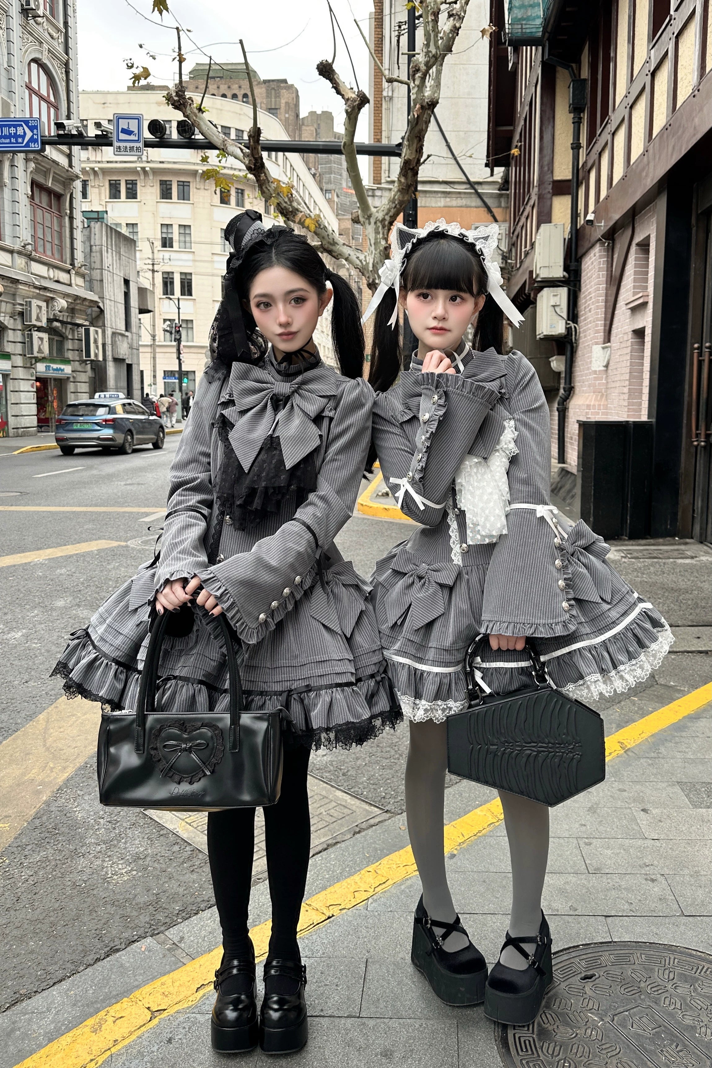 Phantom Kitty - Old School Lolita Low Waist OP Dress, Lace & Bow