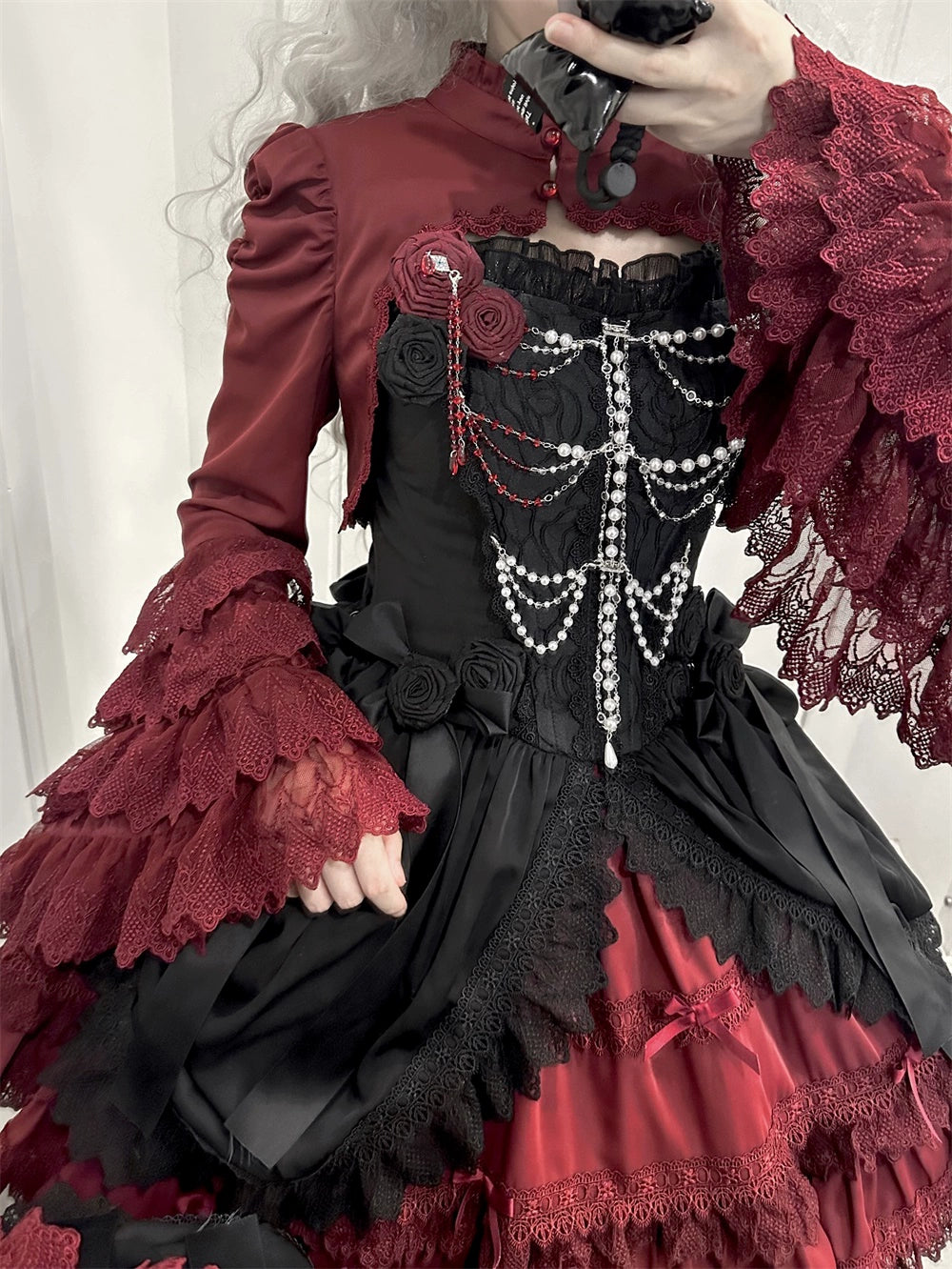 (BFM)LeMiroir~Saint~Gothic Lolita Bonnet Rib Chain Brooch Jabot   