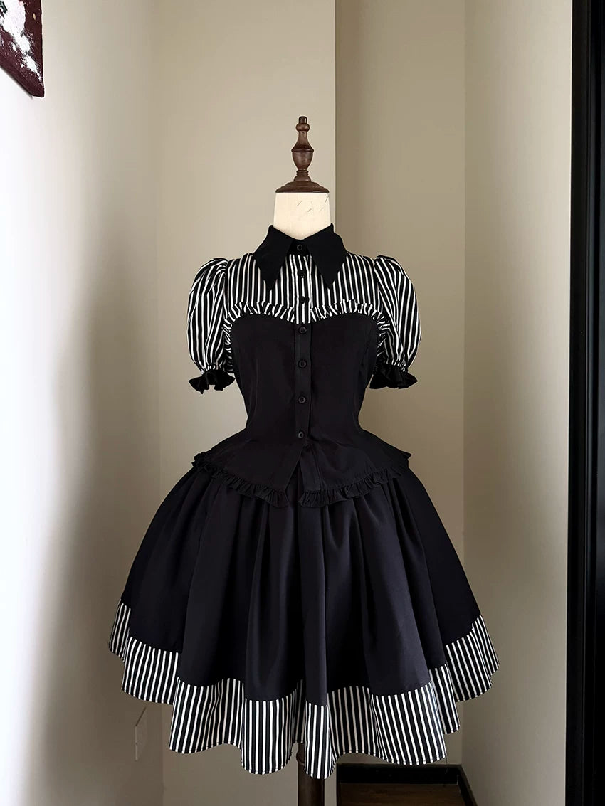 Laura's Reply - Gothic Lolita Black Skirt with Striped Hem
