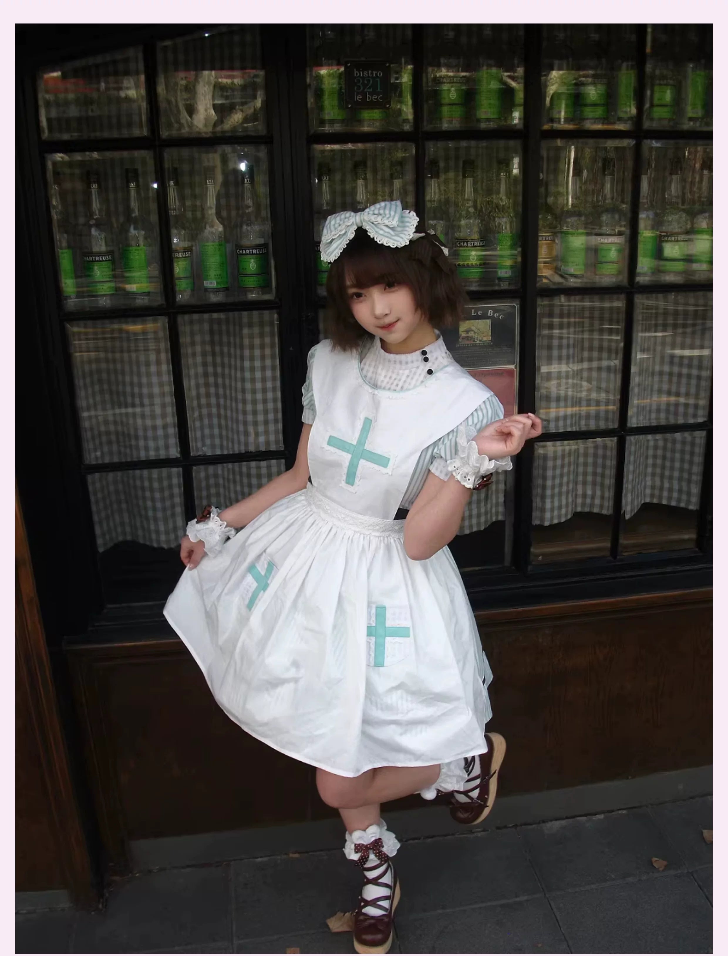 Mint Prescription - Old School Lolita Striped OP Dress, Electrocardiogram Trace