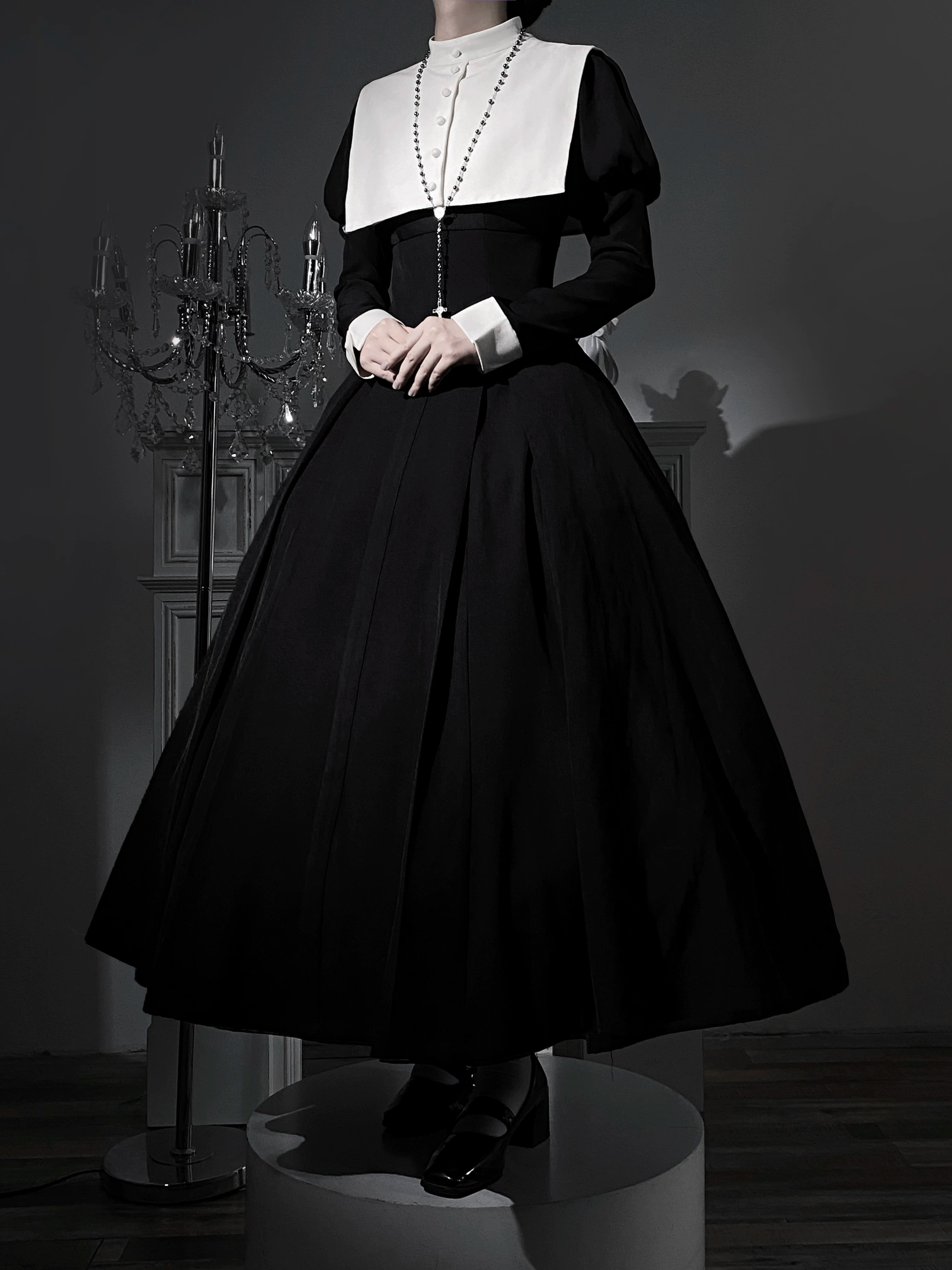 Divine Chastiser - Streamlined Gothic Lolita OP, Juliet Sleeves 44459:809052