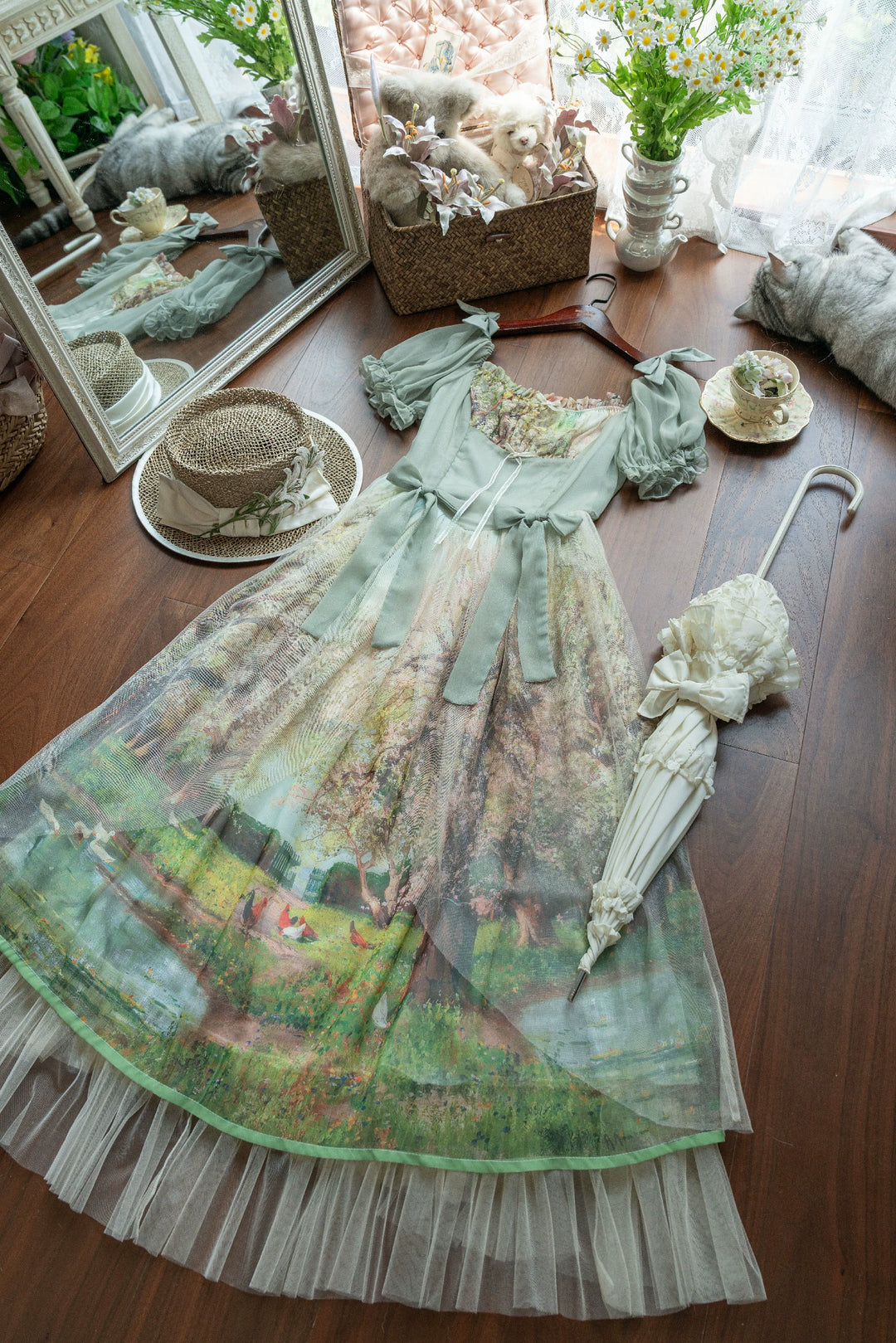 (BFM)Lo-cyan Lolita~Spring~Sweet Lolita OP Dress Oil Painting Print V-Waist Bow Dress   