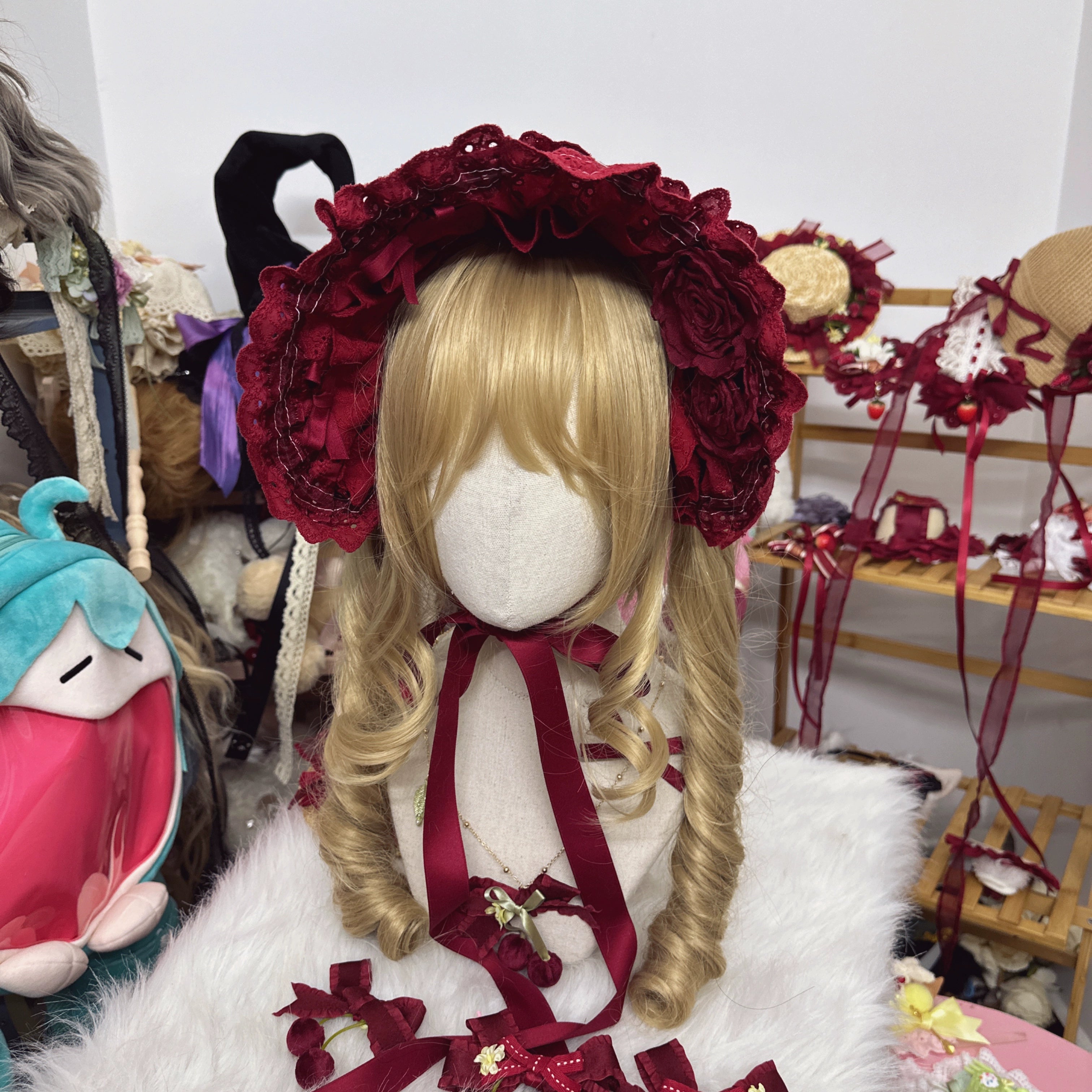 Chestnut Lolita - Handmade Cotton Lolita Bonnet Rose Elements BNT