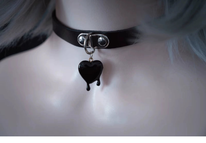 Strange Sugar~Gothic Lolita Choker Faux Leather Heart Pendant Necklace   