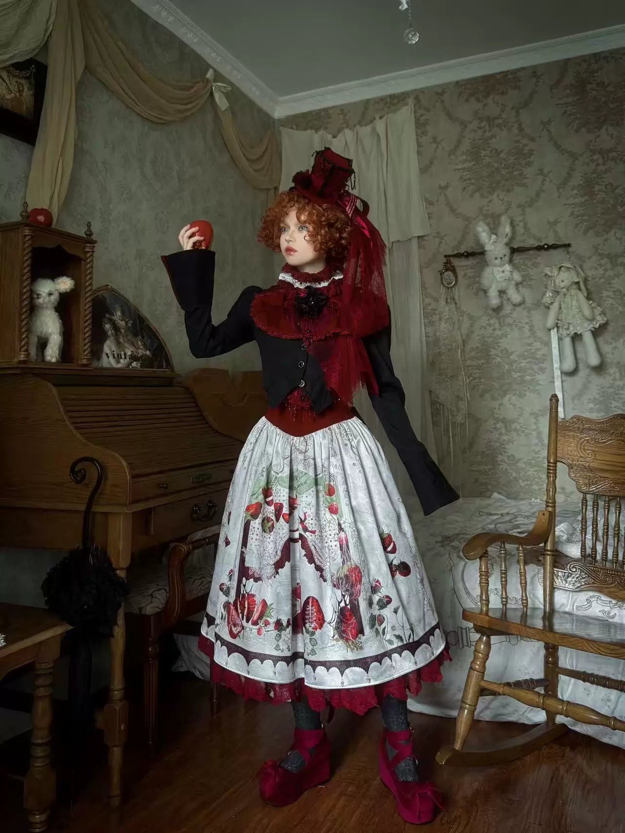 Monster Strawberry Hunt - Gothic Lolita Strawberry Printed Velvet Dress Set 45737:859881