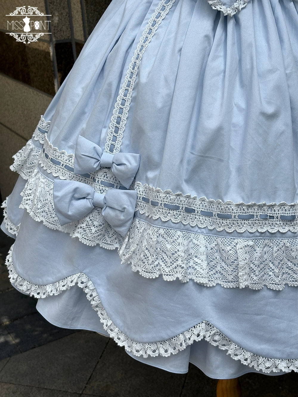 Miss Point - Vintage Petal Rabbit - Old School Lolita OP Cotton Dress With Petal-Shaped Hem 43135:768540