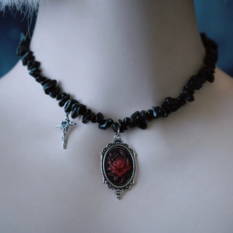 Strange Sugar - Handmade Gothic Lolita Choker, Multiple Pendant Rose Frame