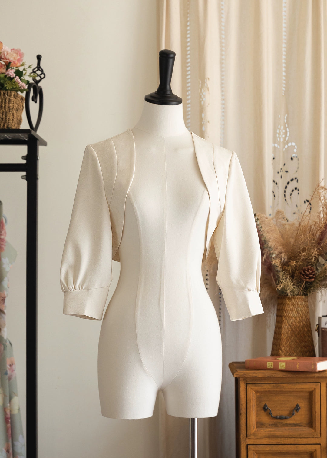 Forest Wardrobe~Afternoon Forest~Vintage Lolita Bolero for Summer Days Ivory Bolero Only S