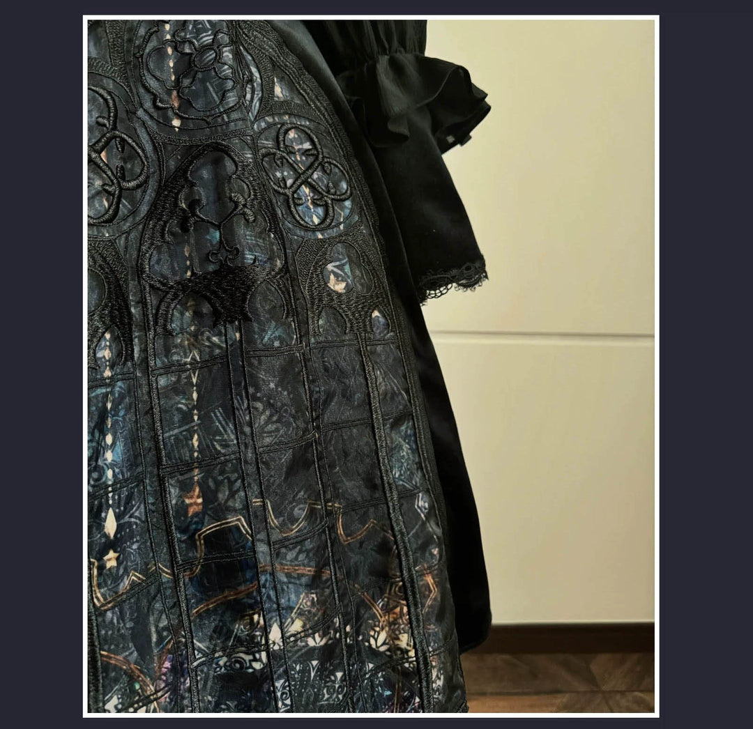 SUSIN~Night Traveler~Classic and Elegant Gothic Dress with Colorful Window Prints