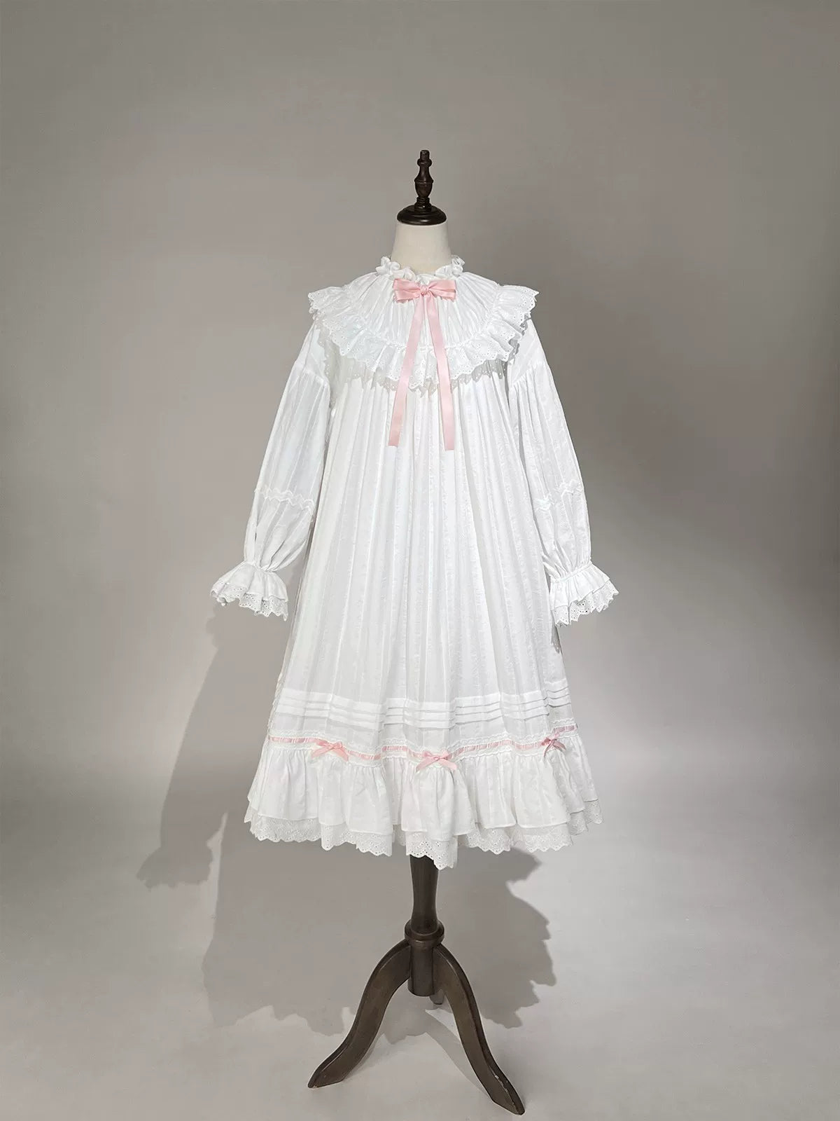 Lop-Eared Bunny Dream - Vintage Lolita Doll-like Nightdress, Ruffles & Bow Nightdress S