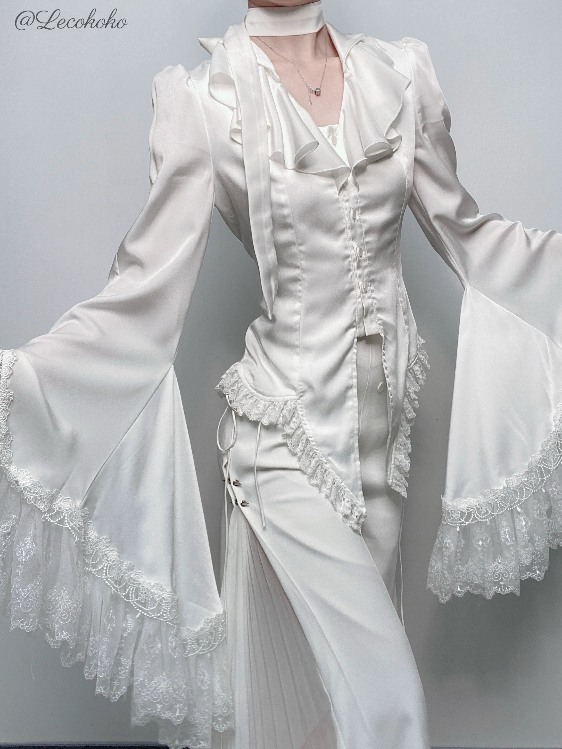 Acorn Lolita - Butterfly Shadow - Gothic Lolita Ruffled Shirt, Tailcoat Style