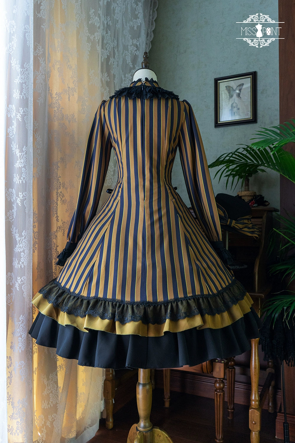 Miss Point~Perintz Manor~Gothic Lolita OP Long Sleeve Retro Lolita Dress 39904:642802