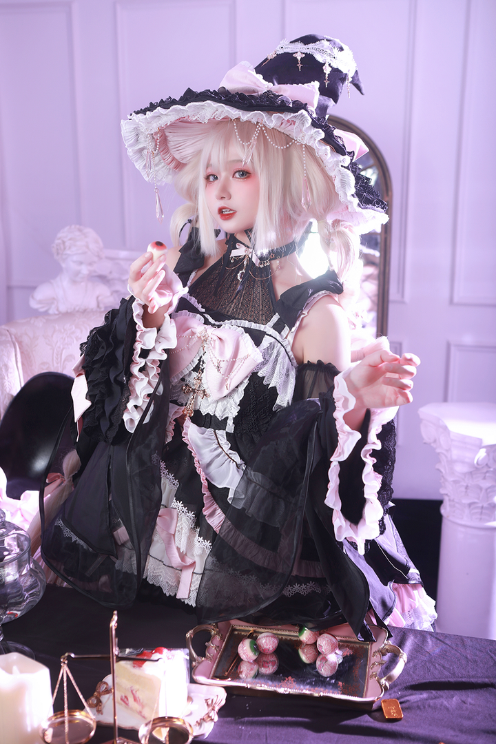 FelinaeCookieLolita~Witch Pawnshop~Gothic Lolita JSK Outfit with Cross Pearl Details