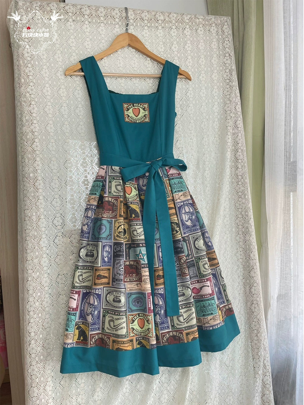 Miss Cube - Antique Label - Retro Lolita JSK Dress Print Daily Dress XS Peacock blue