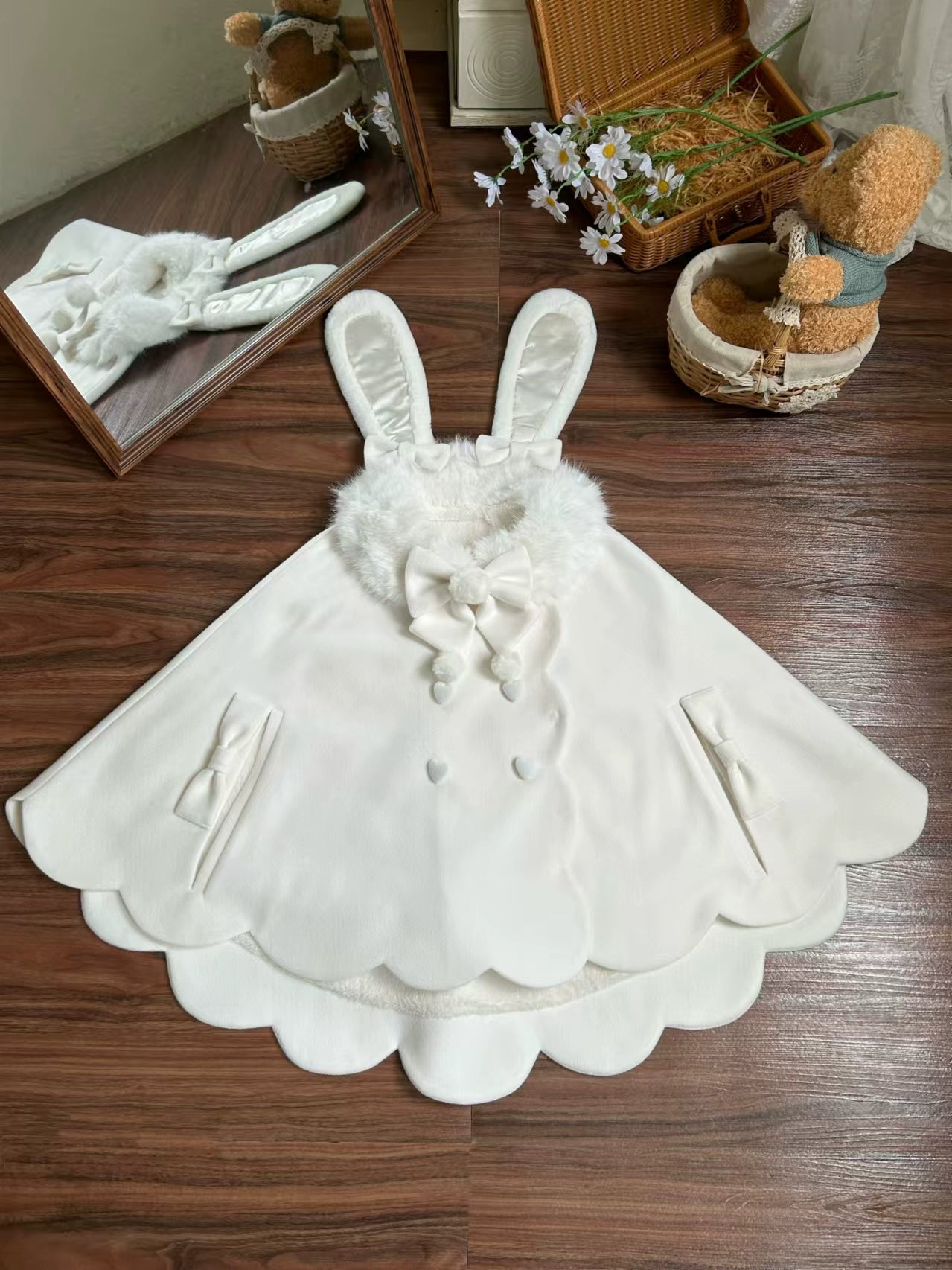 Jiuniangtutao - Sweet Wine Bunny - Scalloped Sweet Lolita Cape, Bunny Ears (White) 44358:805296